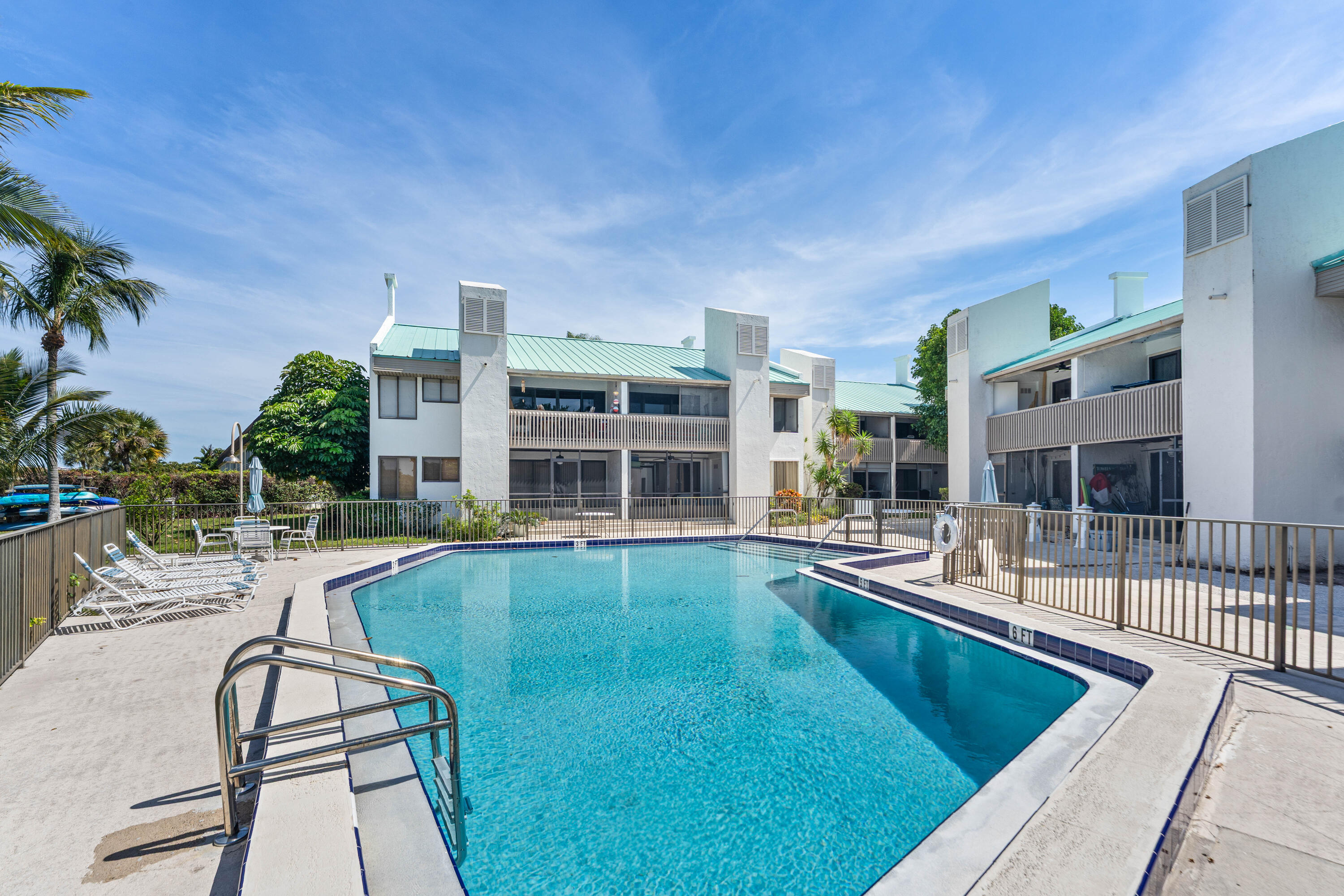 412 Southwind #B2, North Palm Beach FL 33408