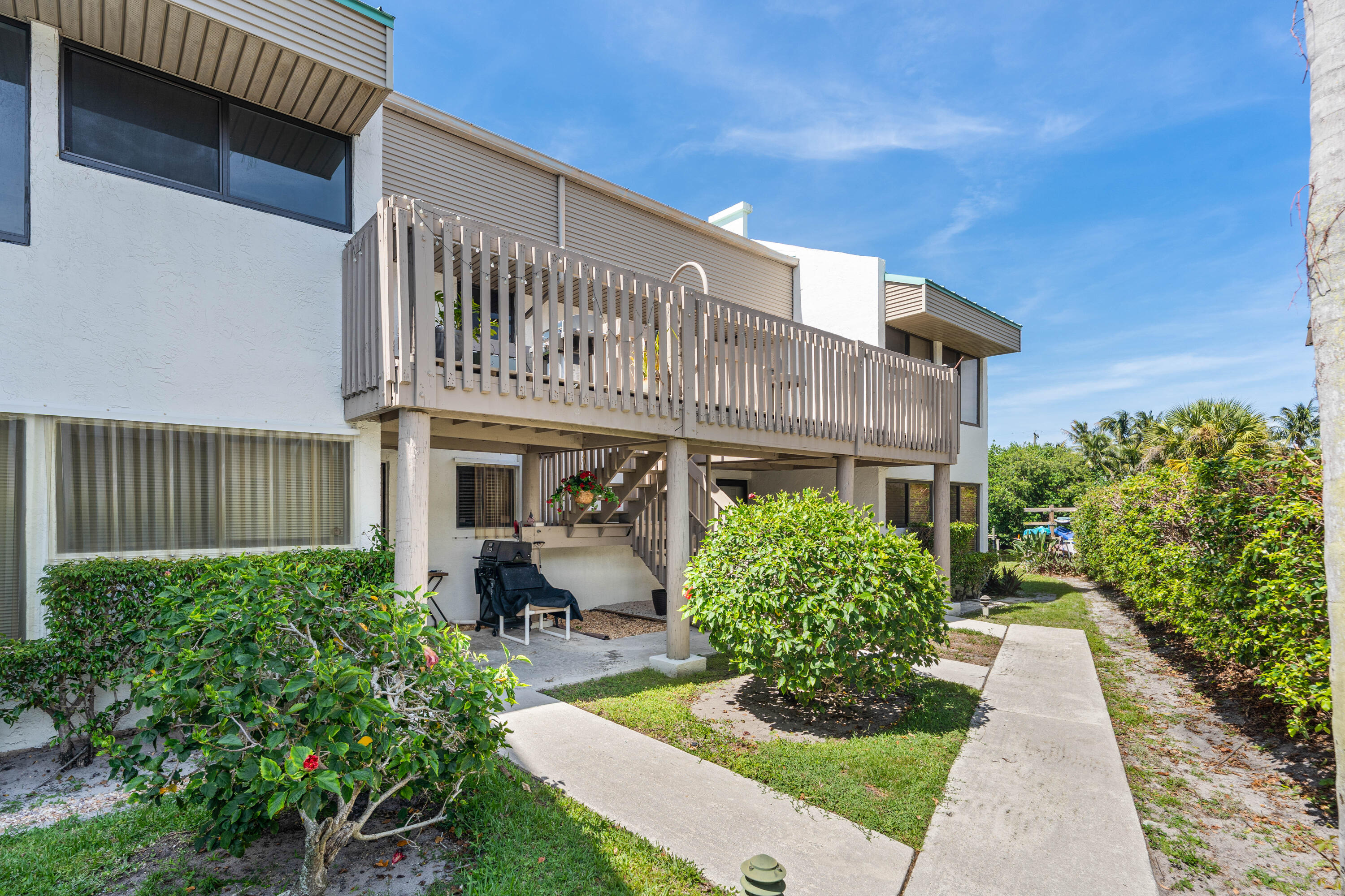 412 Southwind #B2, North Palm Beach FL 33408