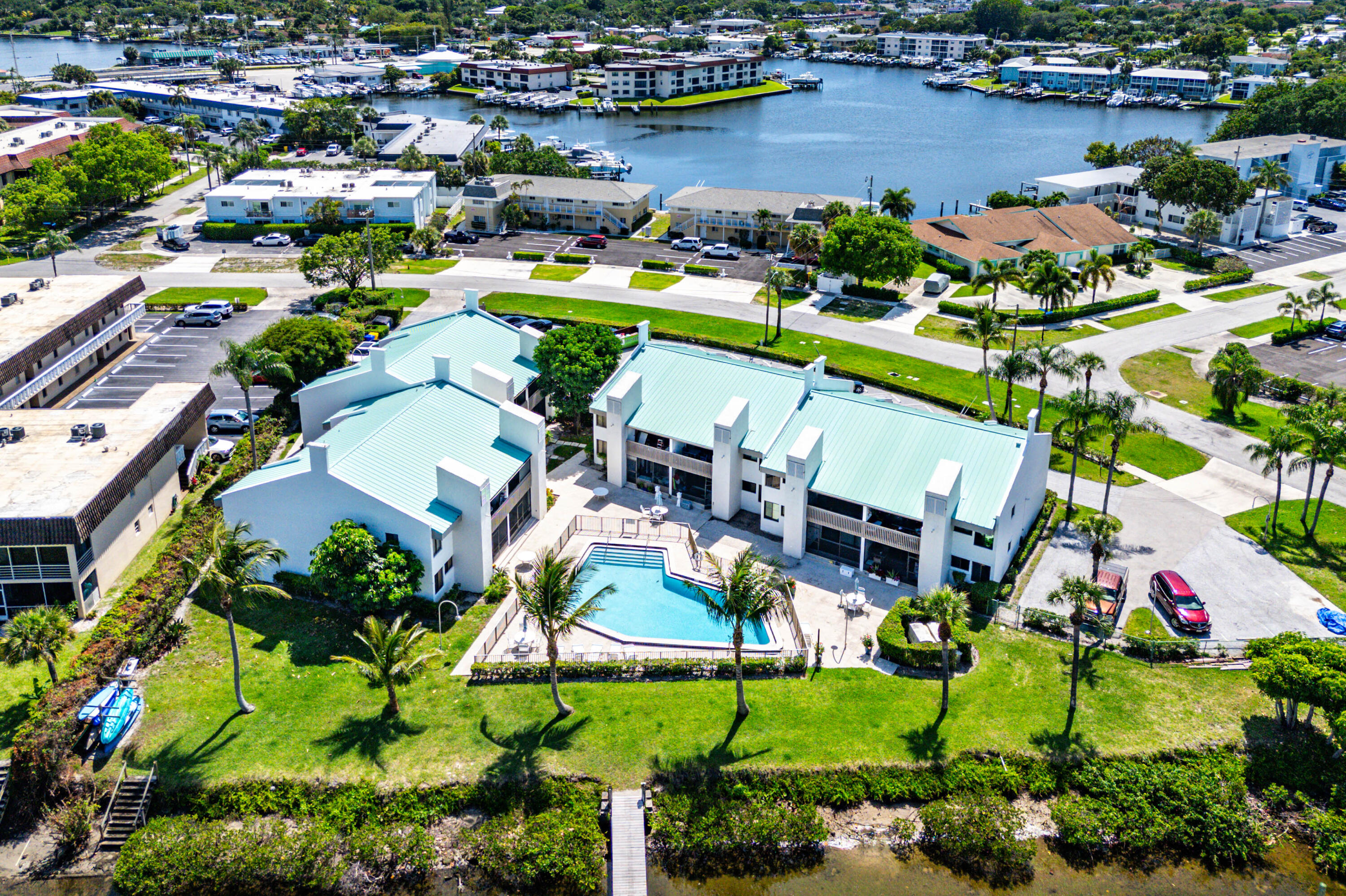 412 Southwind #B2, North Palm Beach FL 33408