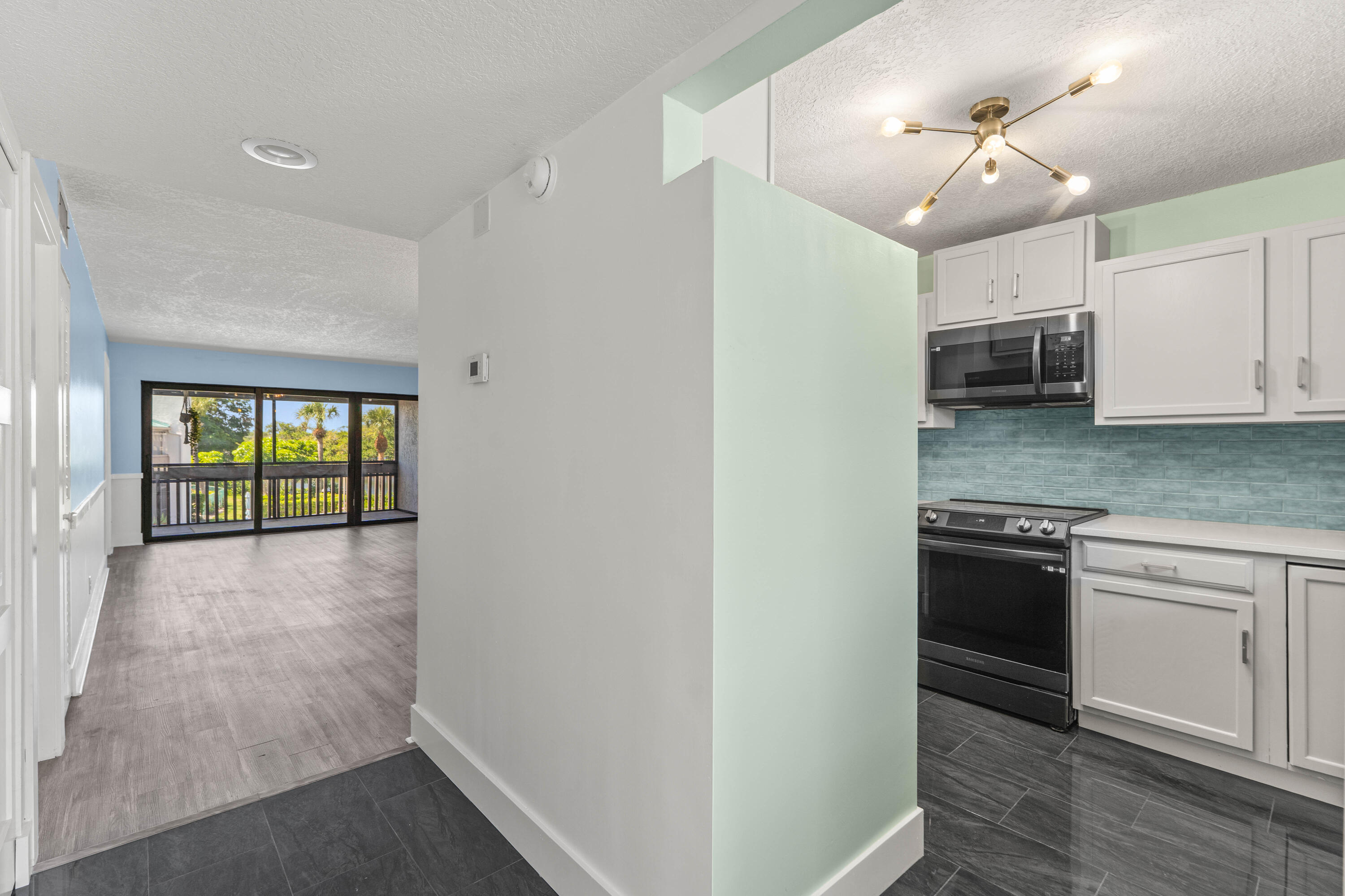 412 Southwind #B2, North Palm Beach FL 33408