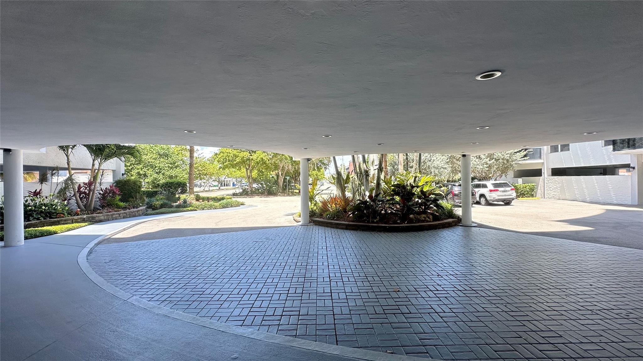 5100 Dupont #11n, Fort Lauderdale FL 33308