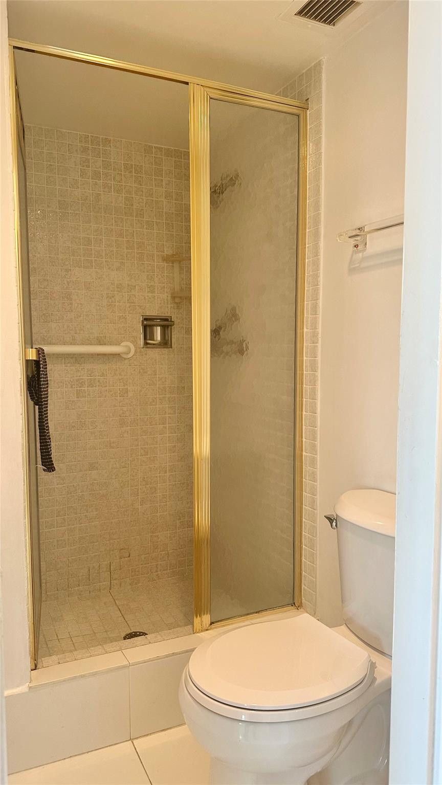 5100 Dupont #11n, Fort Lauderdale FL 33308