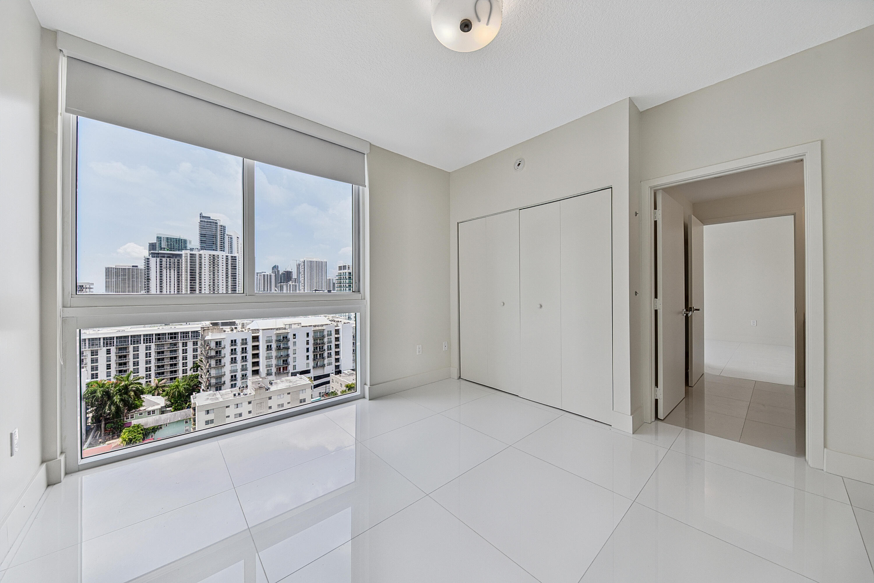 600 NE 27th #1605, Miami FL 33137