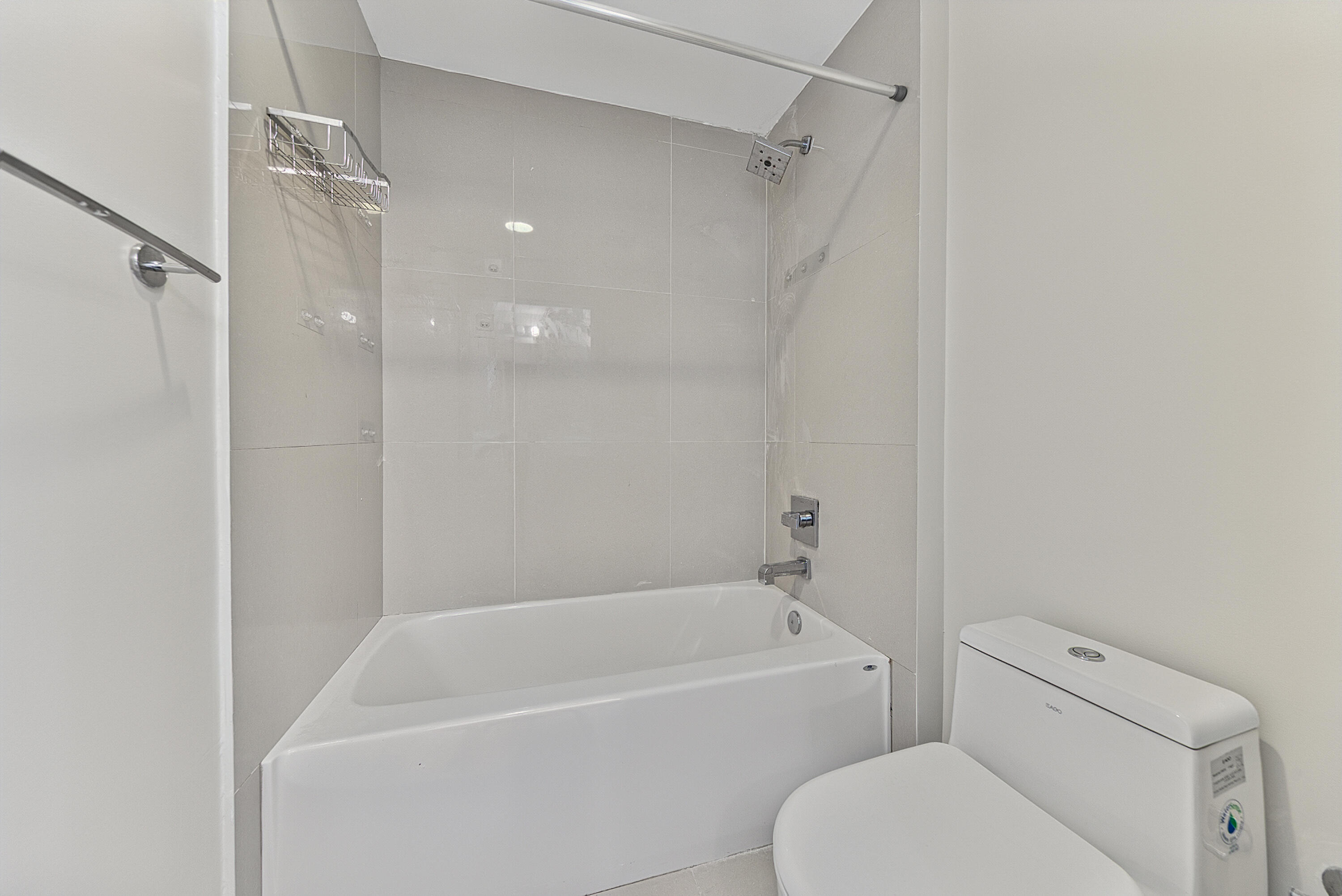 600 NE 27th #1605, Miami FL 33137