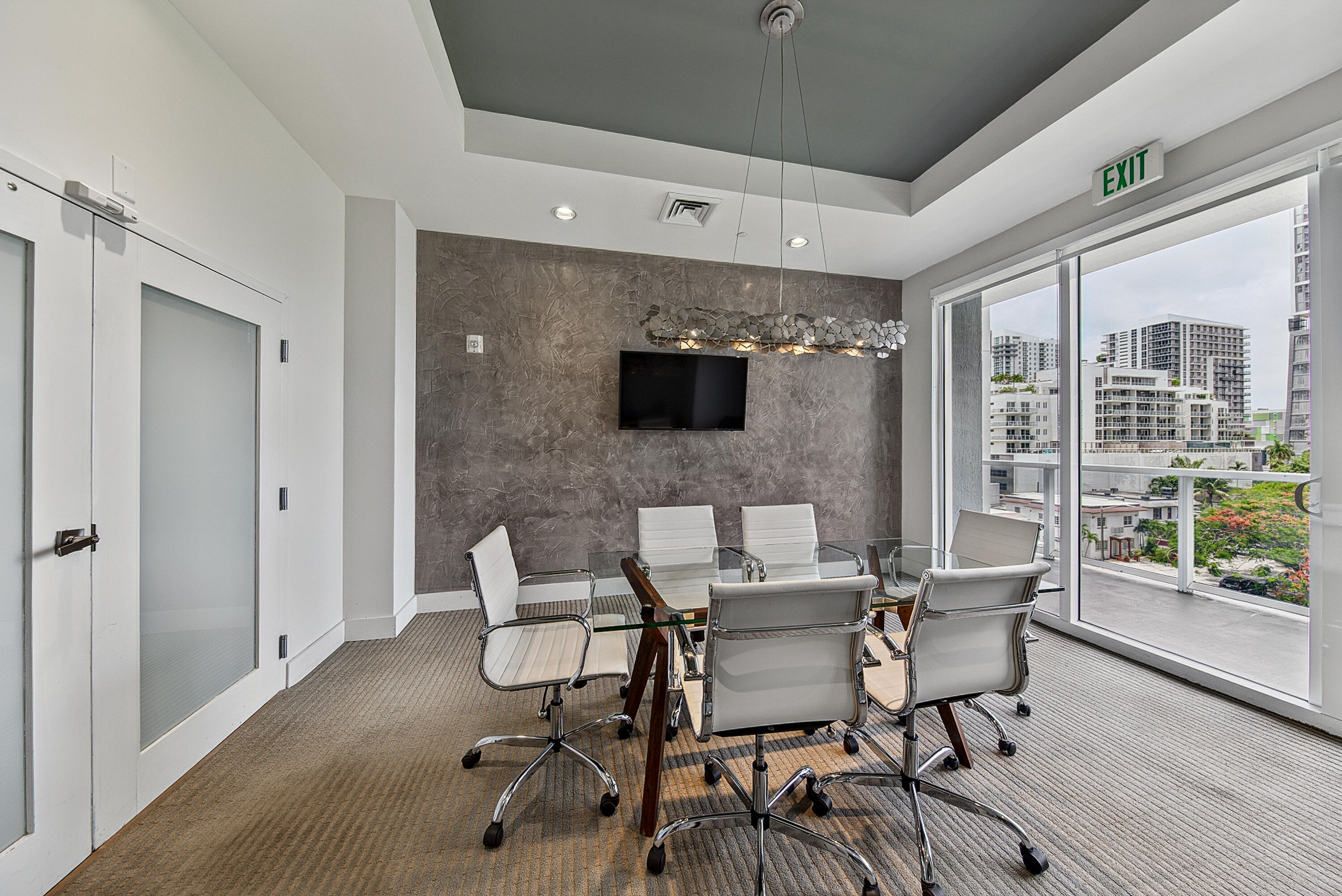 600 NE 27th #1605, Miami FL 33137