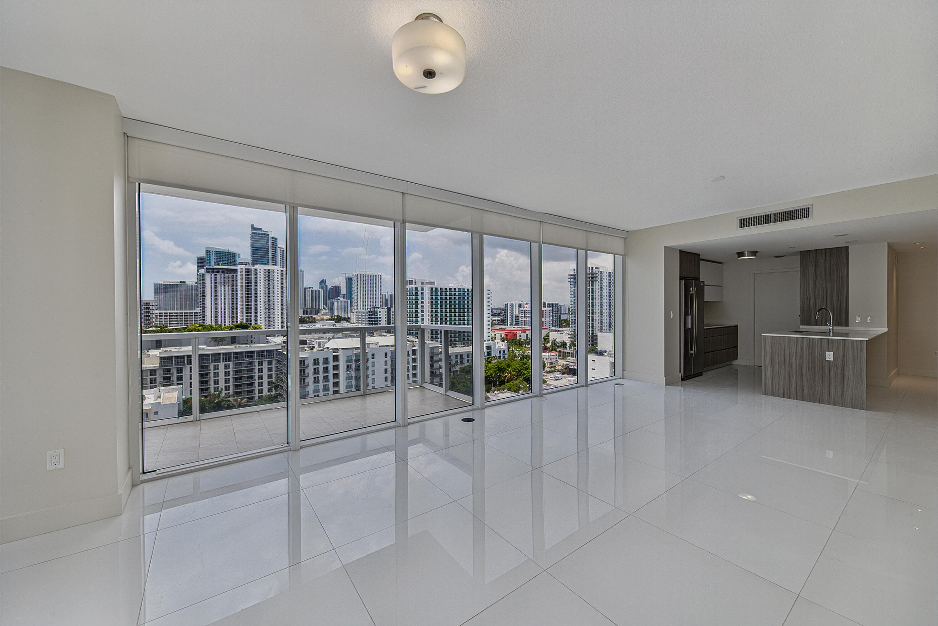 600 NE 27th #1605, Miami FL 33137