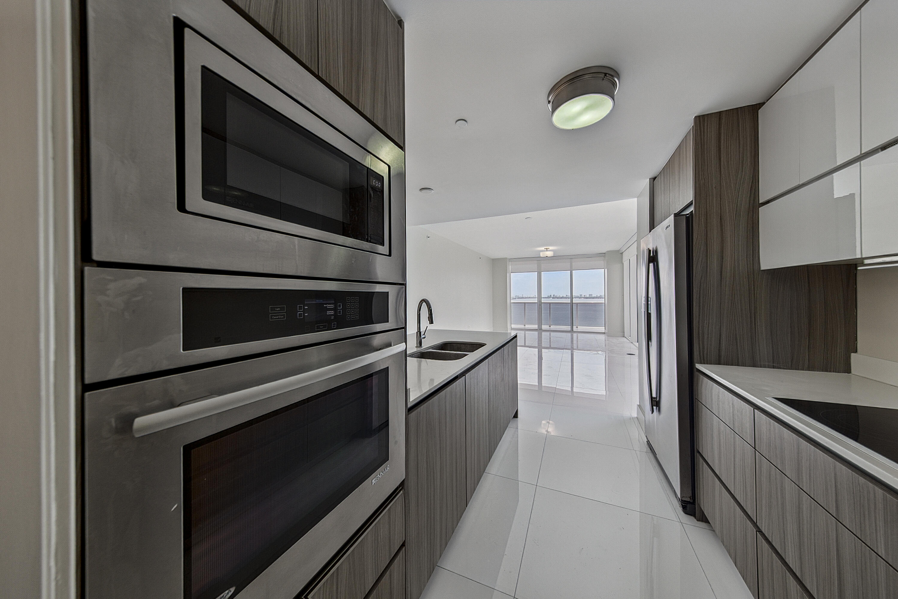 600 NE 27th #1605, Miami FL 33137