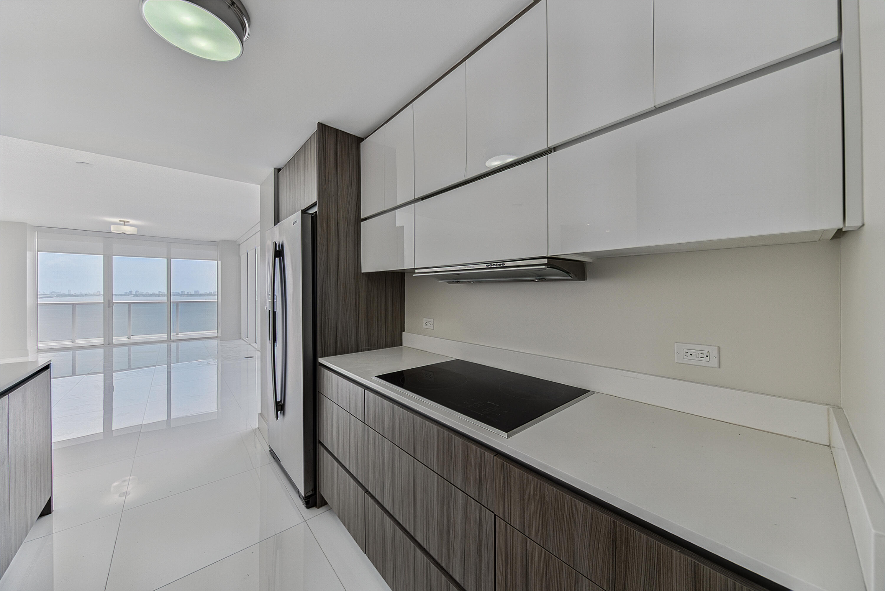 600 NE 27th #1605, Miami FL 33137