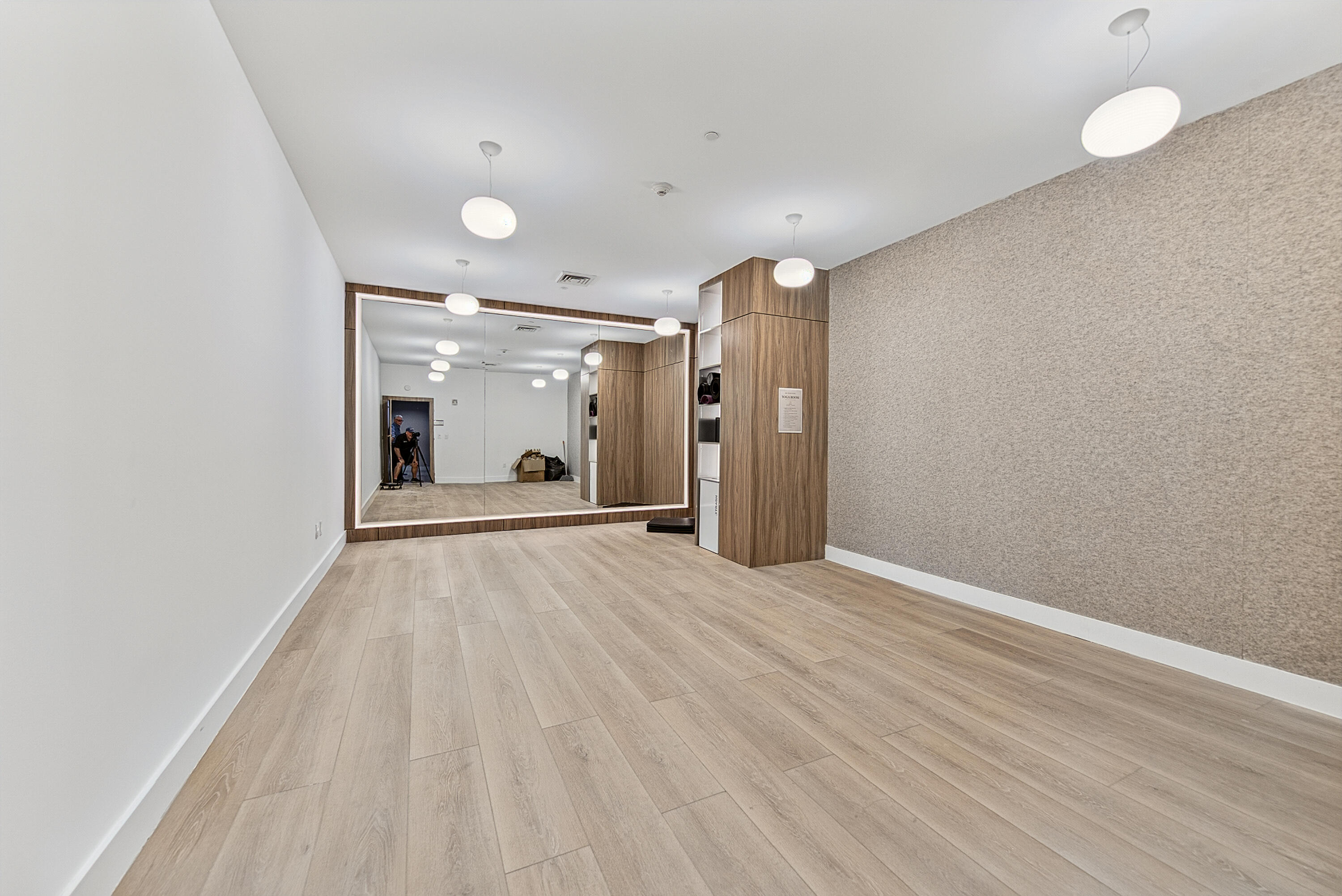 600 NE 27th #1605, Miami FL 33137