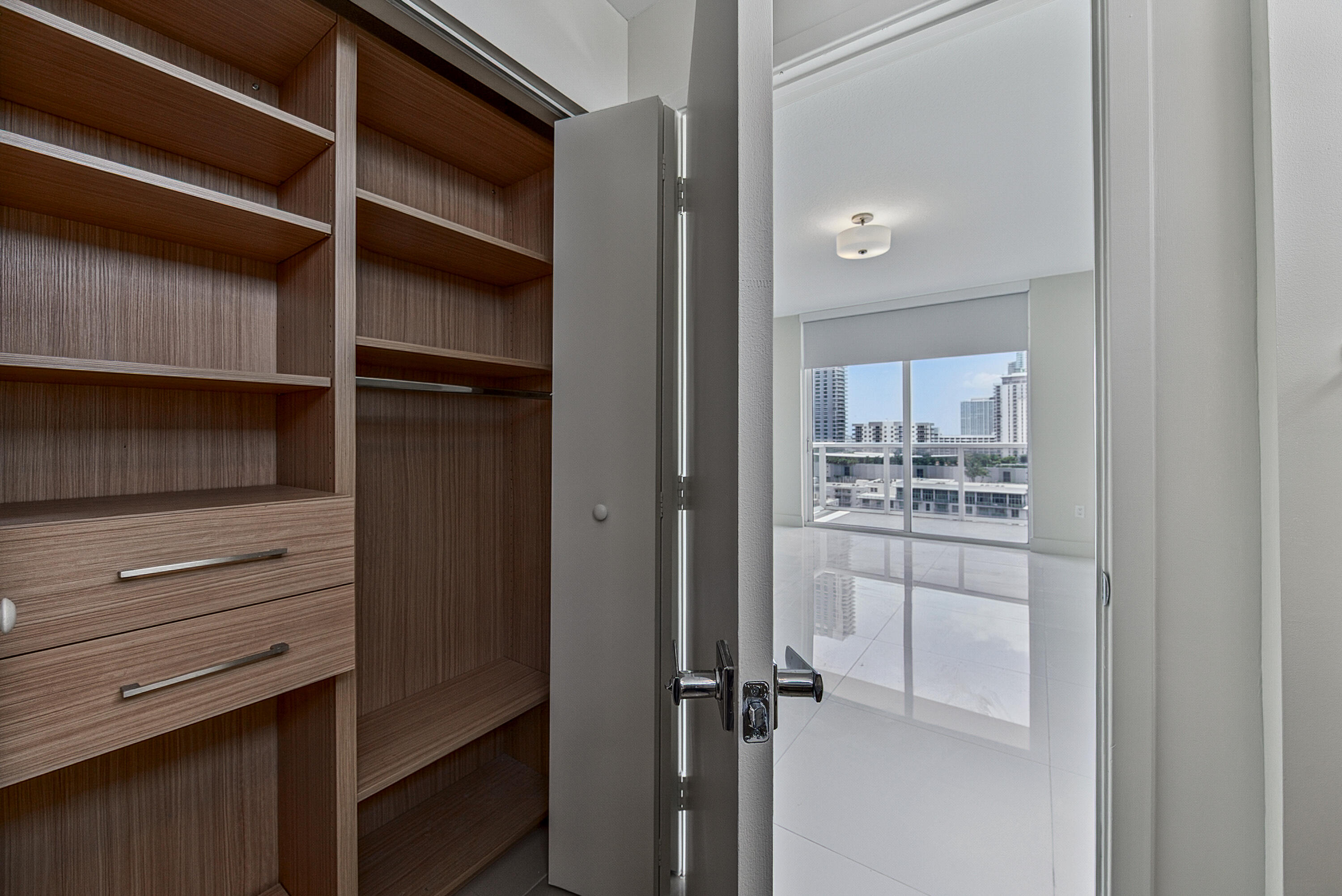 600 NE 27th #1605, Miami FL 33137