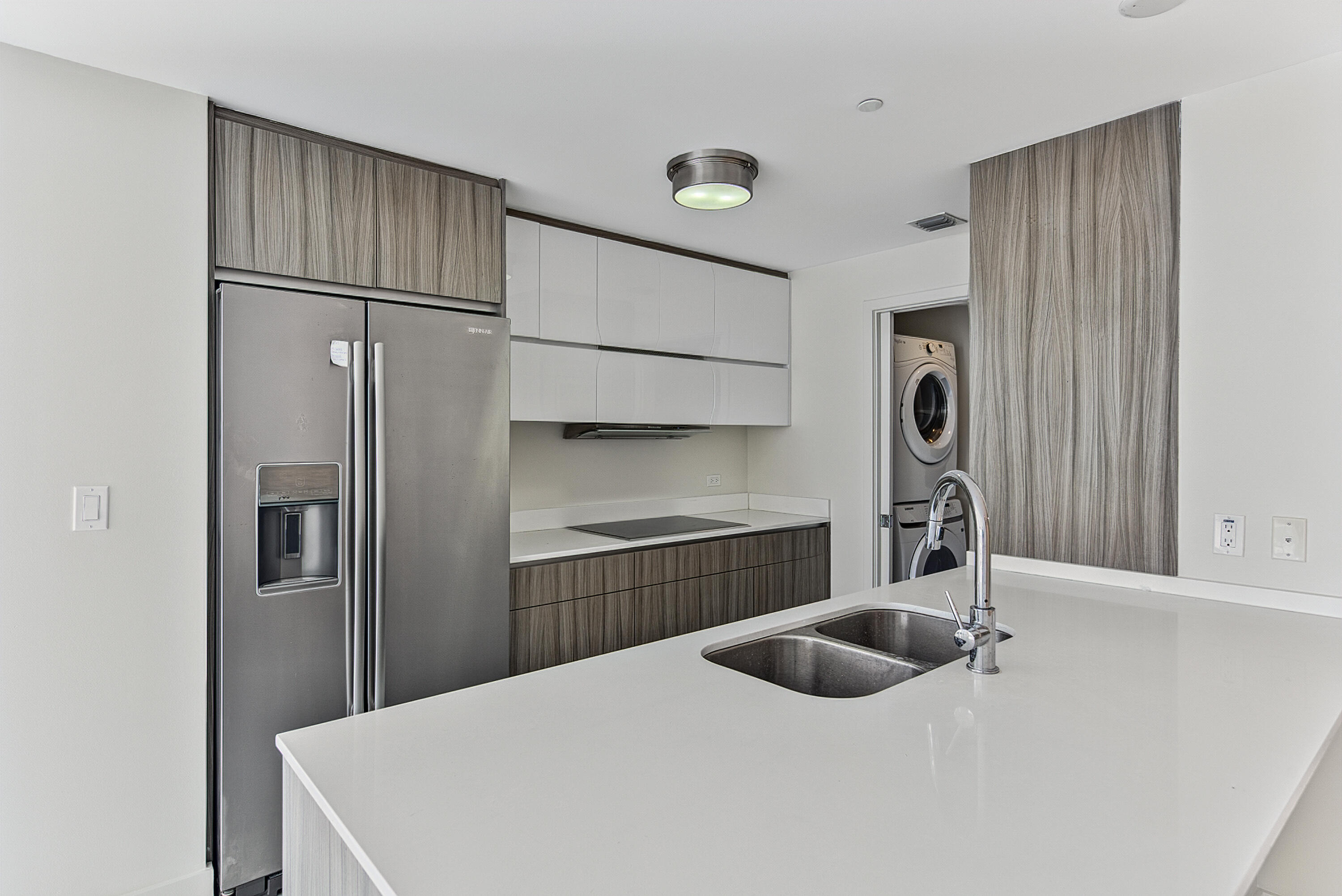 600 NE 27th #1605, Miami FL 33137