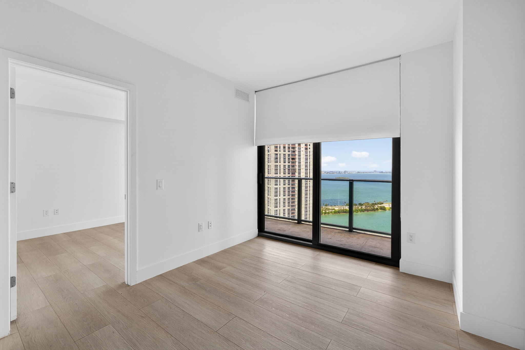 501 NE 31 ##3305, Miami FL 33137
