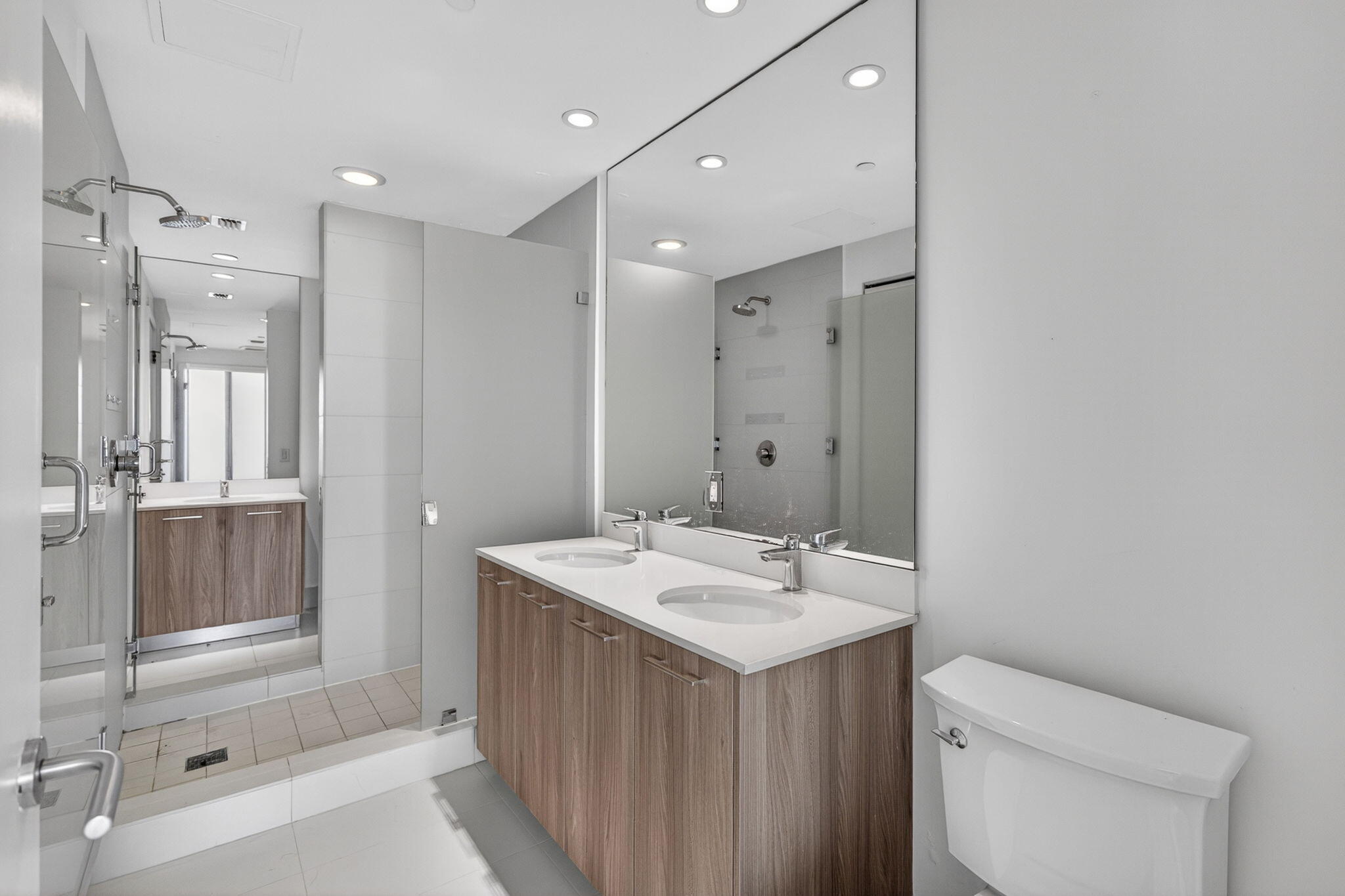 501 NE 31 ##3305, Miami FL 33137