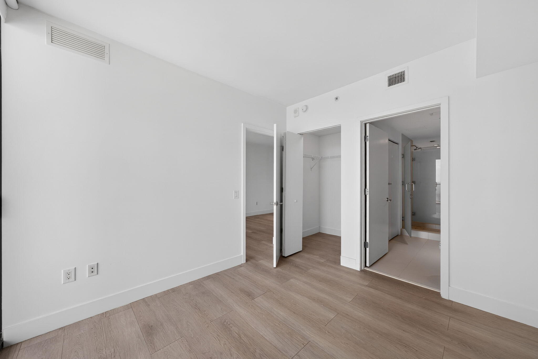 501 NE 31 ##3305, Miami FL 33137