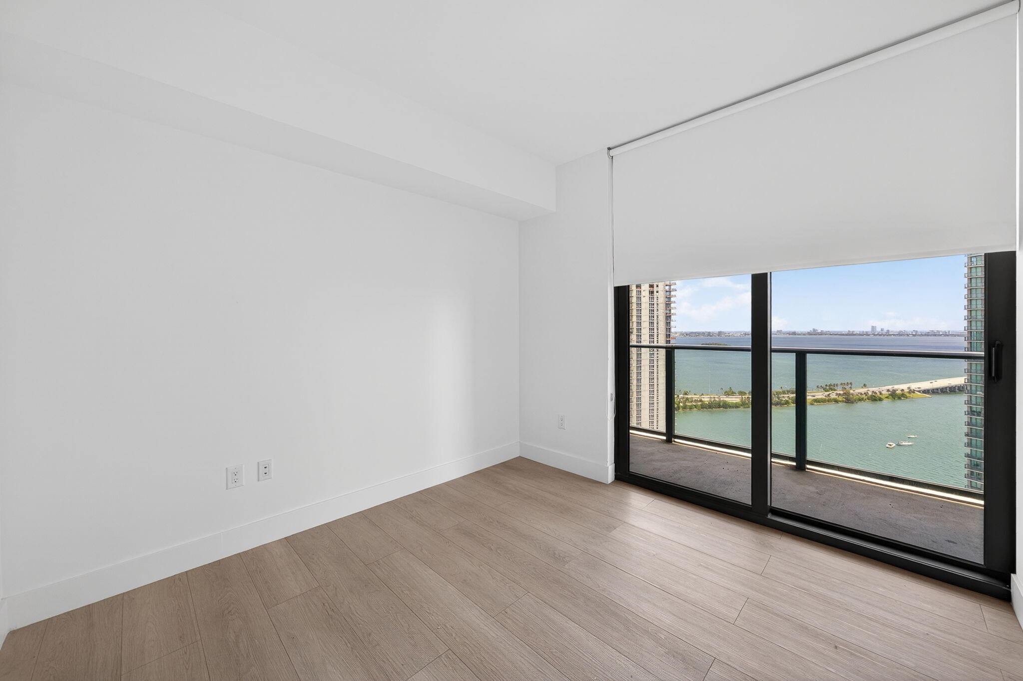 501 NE 31 ##3305, Miami FL 33137