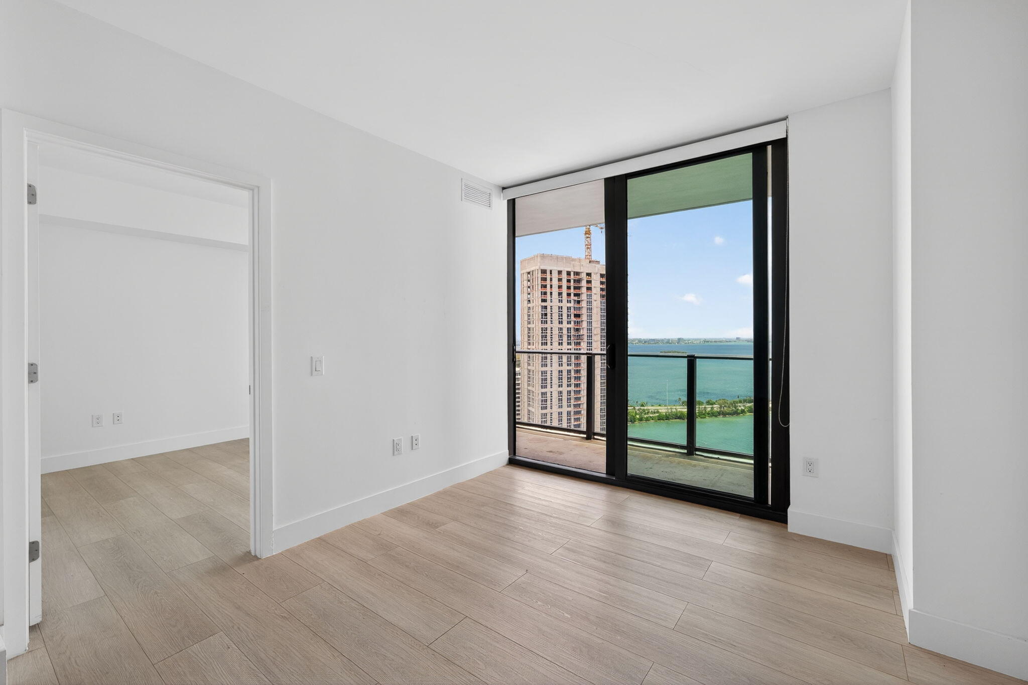 501 NE 31 ##3305, Miami FL 33137