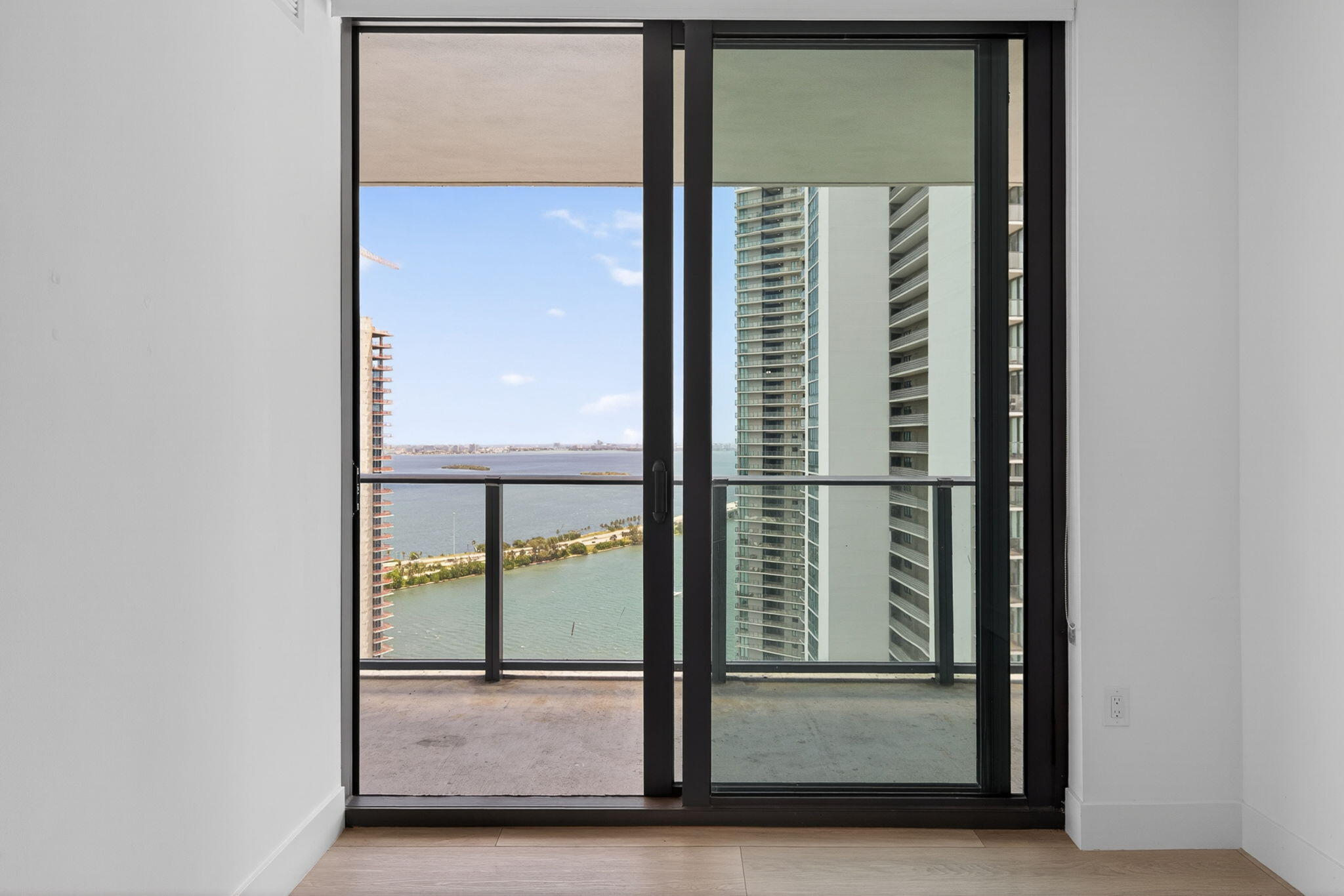 501 NE 31 ##3305, Miami FL 33137