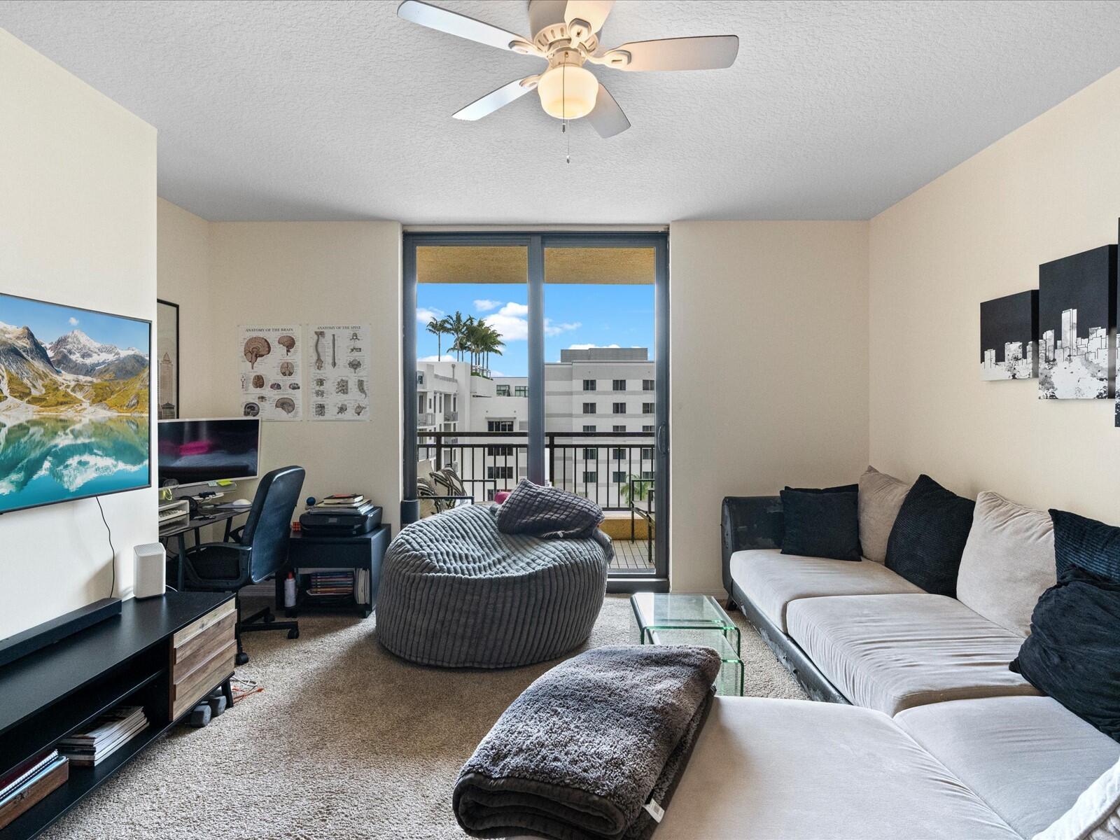 100 N Federal #736, Fort Lauderdale FL 33301