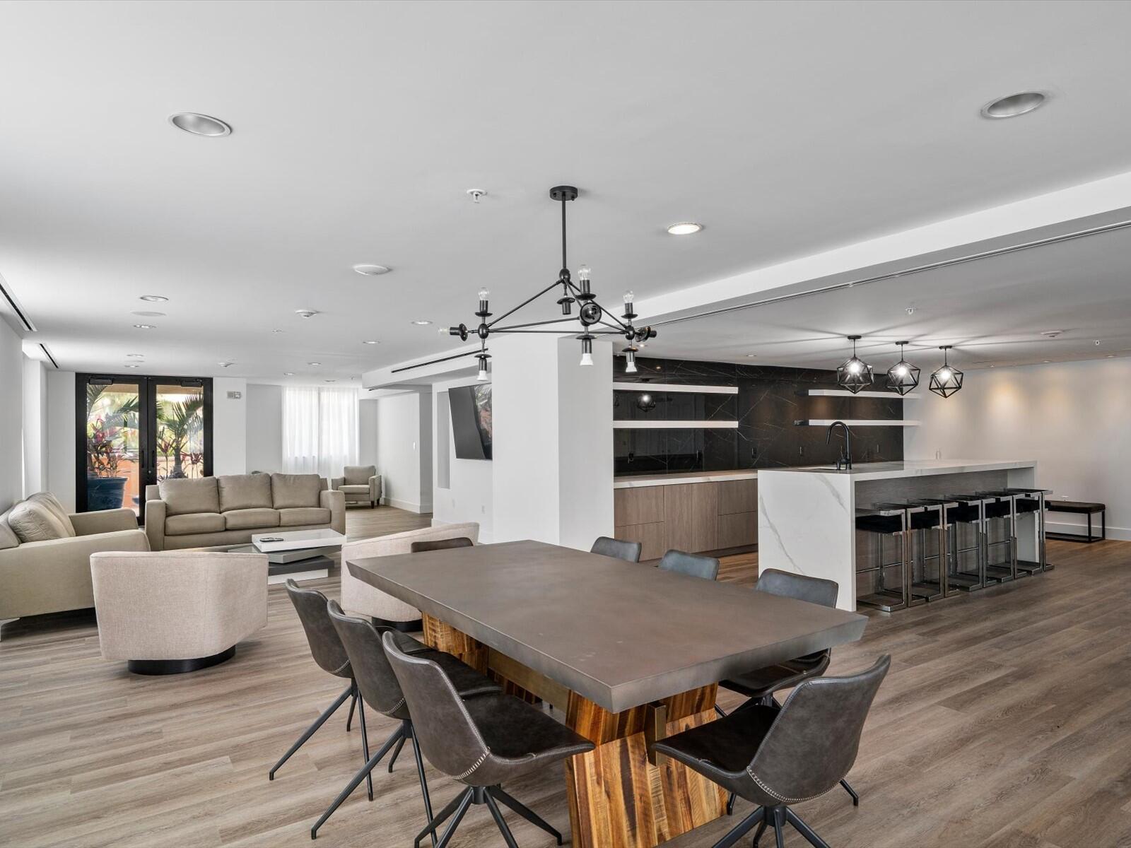 100 N Federal #736, Fort Lauderdale FL 33301