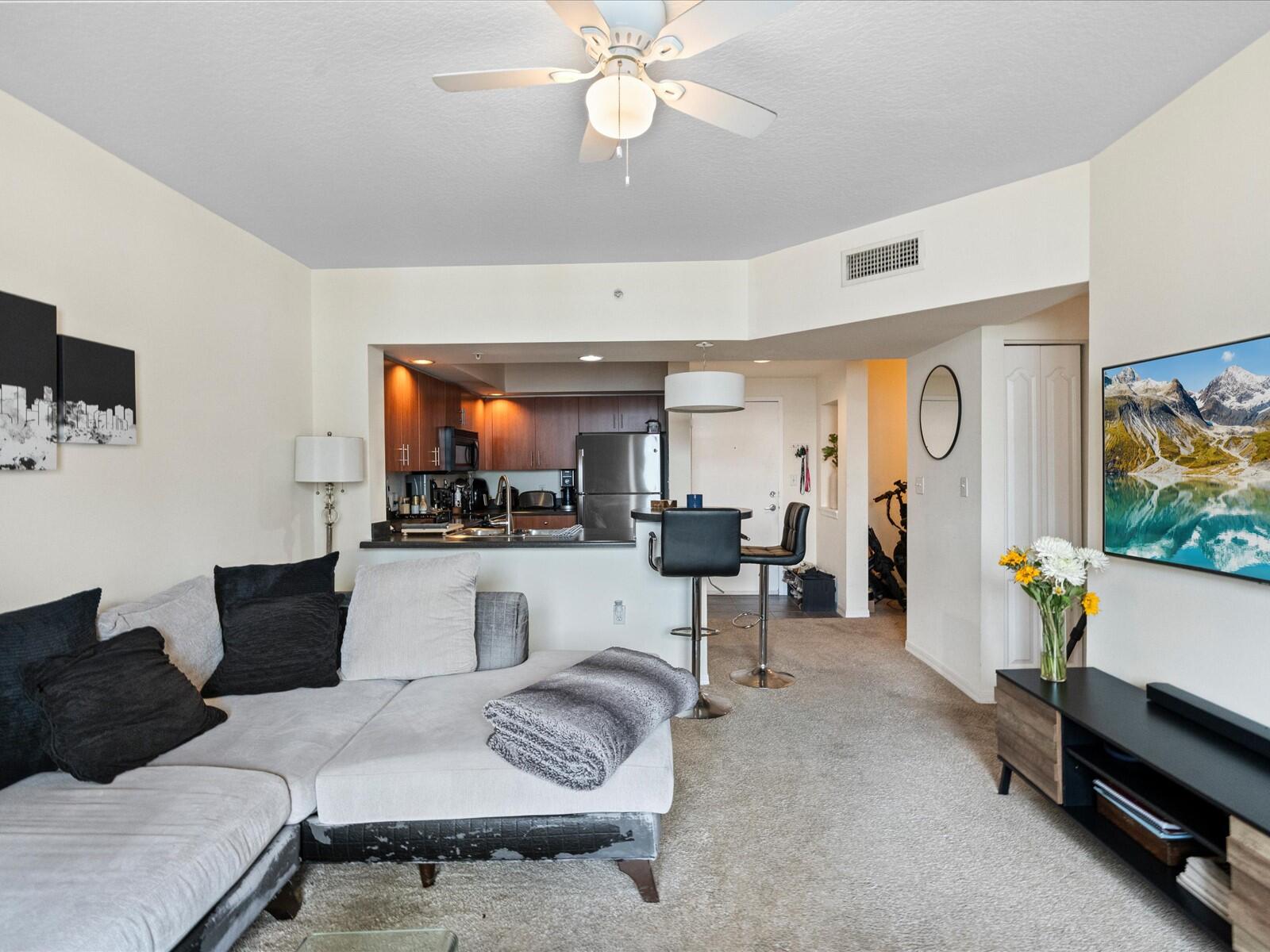 100 N Federal #736, Fort Lauderdale FL 33301