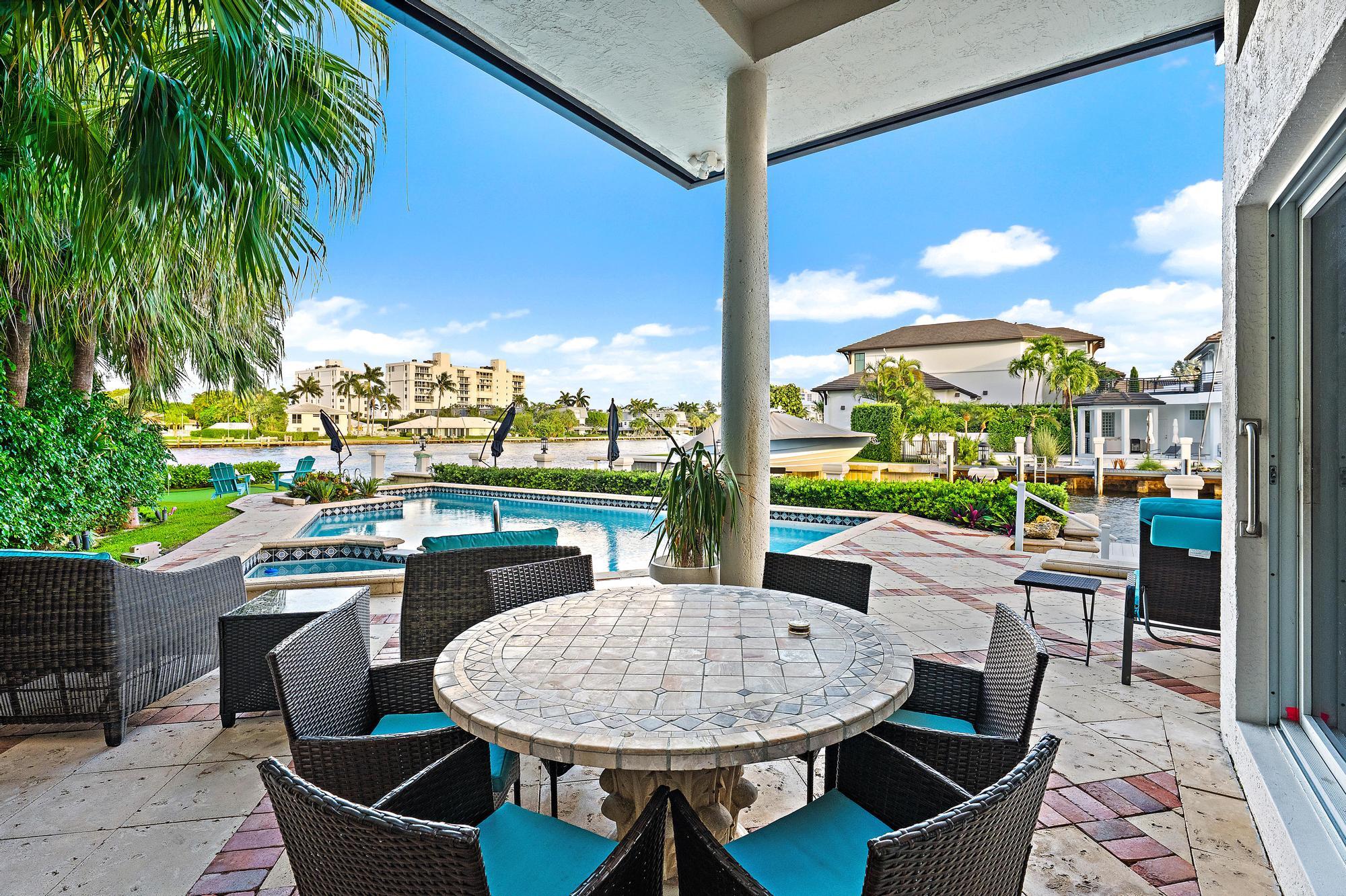 964 Eve, Delray Beach FL 33483