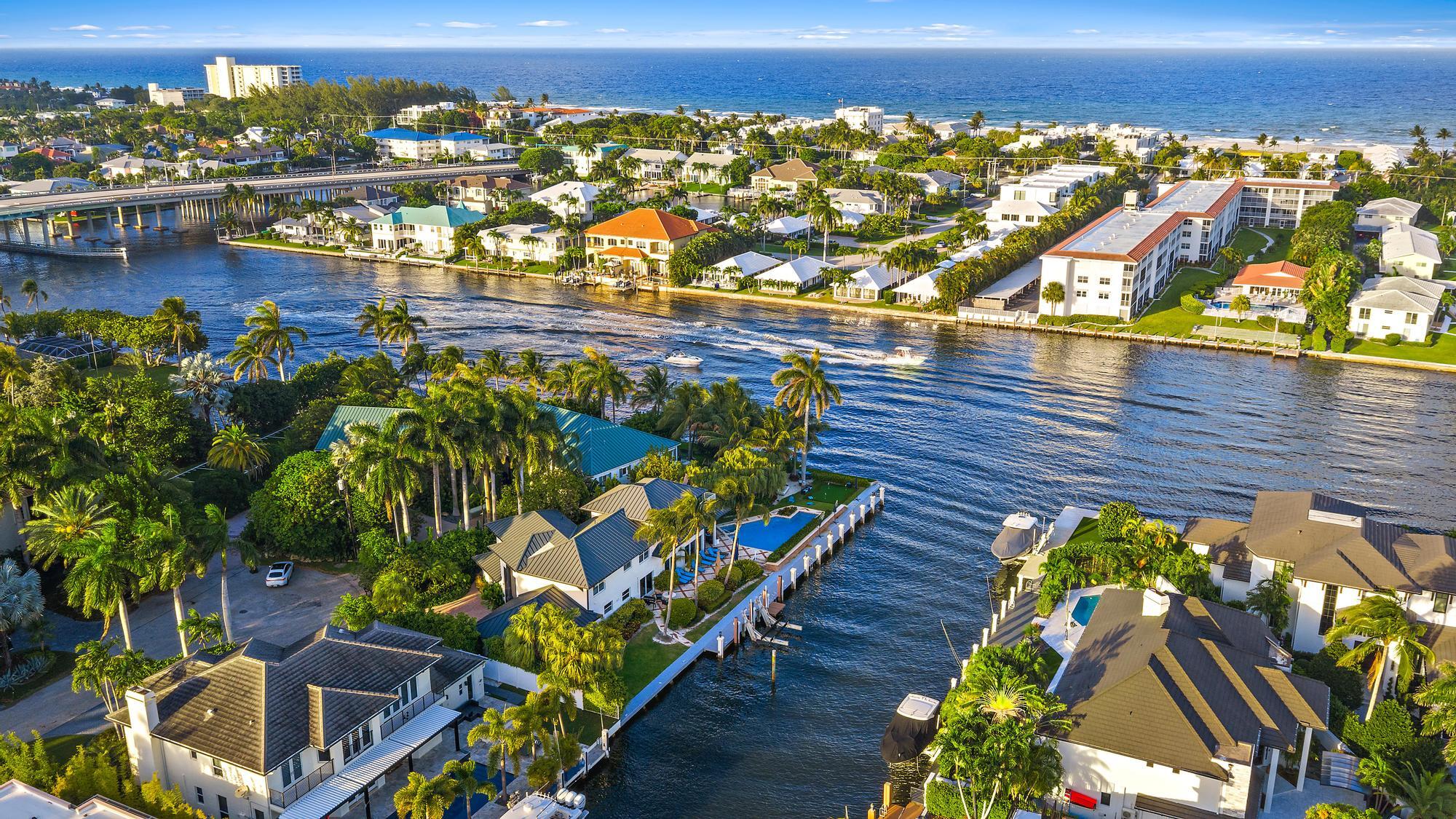 964 Eve, Delray Beach FL 33483