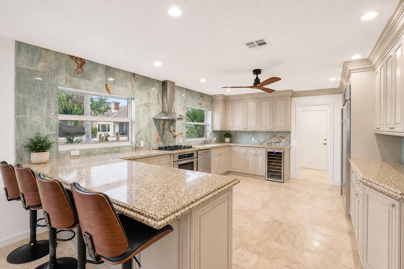 964 Eve, Delray Beach FL 33483
