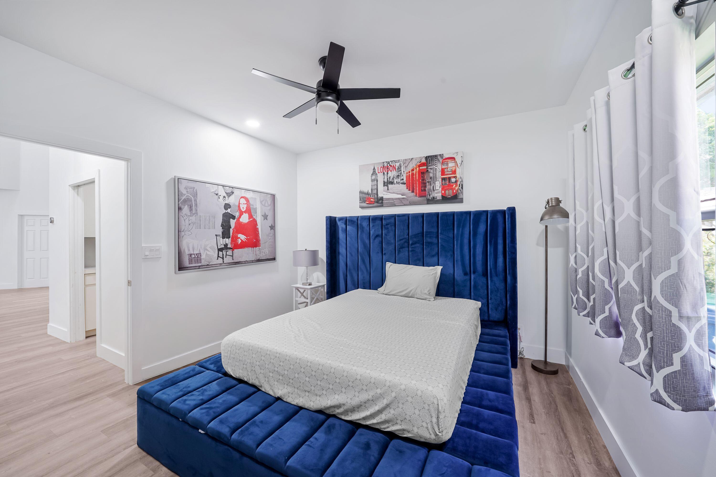 12499 Classic, Coral Springs FL 33071