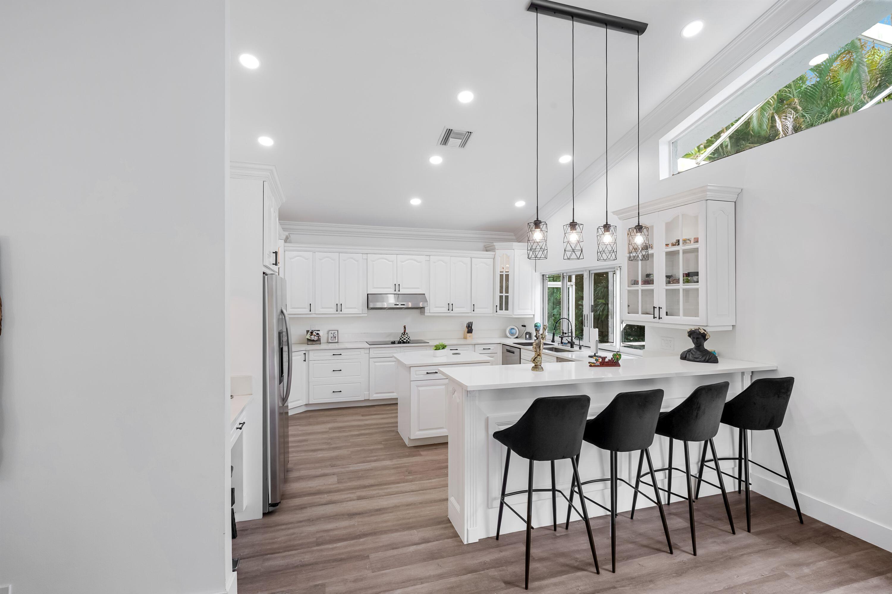 12499 Classic, Coral Springs FL 33071