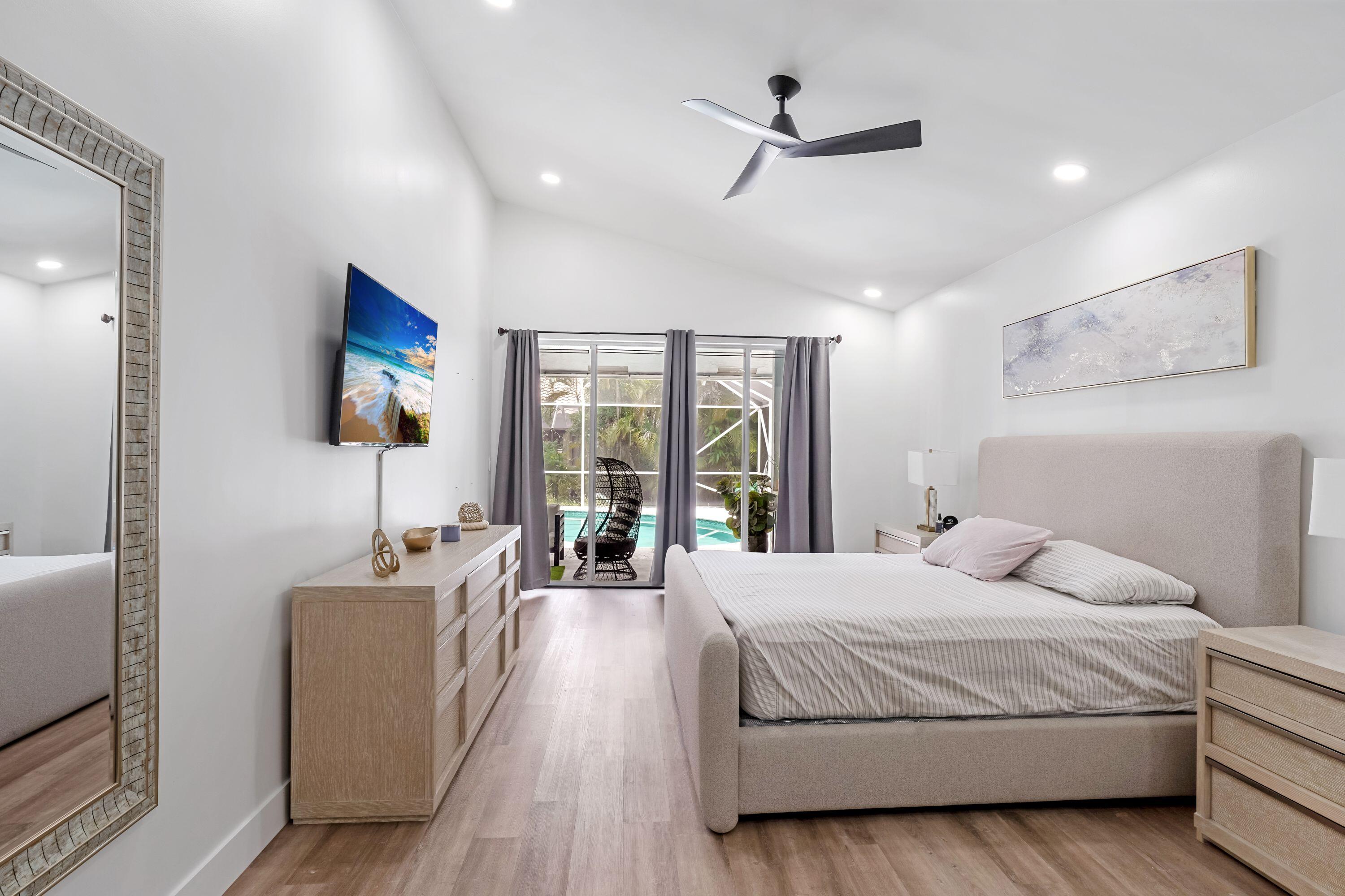 12499 Classic, Coral Springs FL 33071
