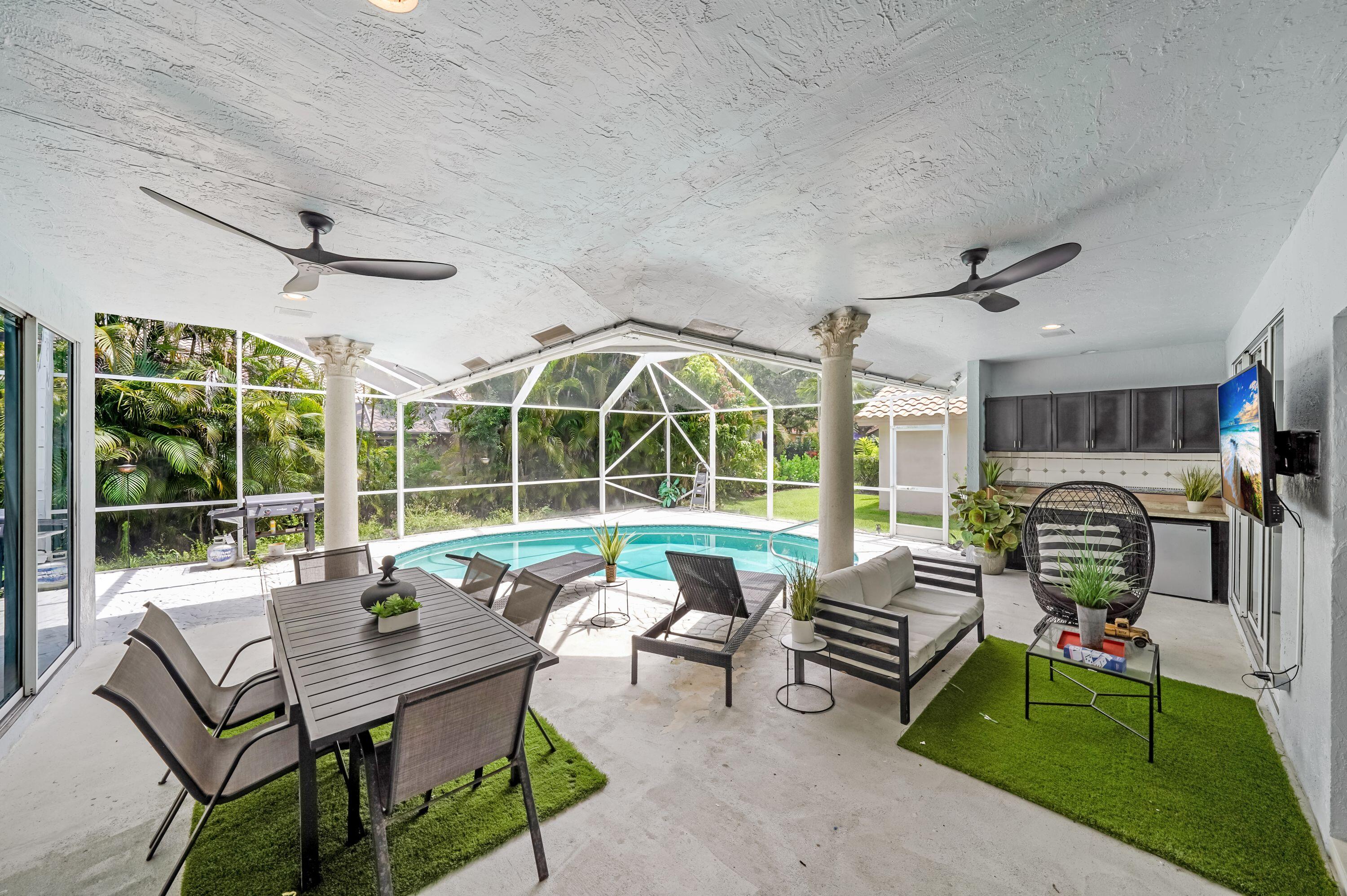 12499 Classic, Coral Springs FL 33071