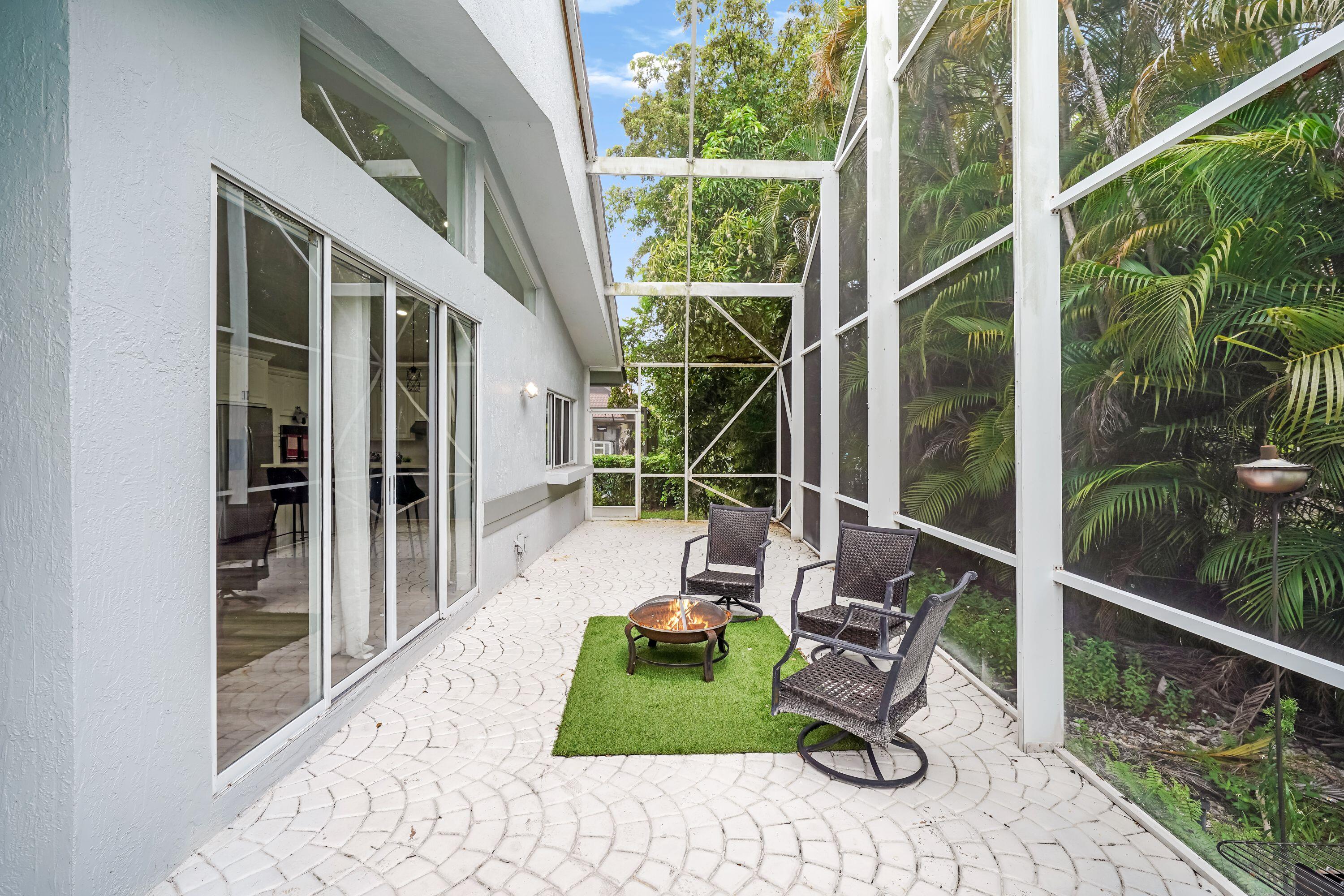 12499 Classic, Coral Springs FL 33071