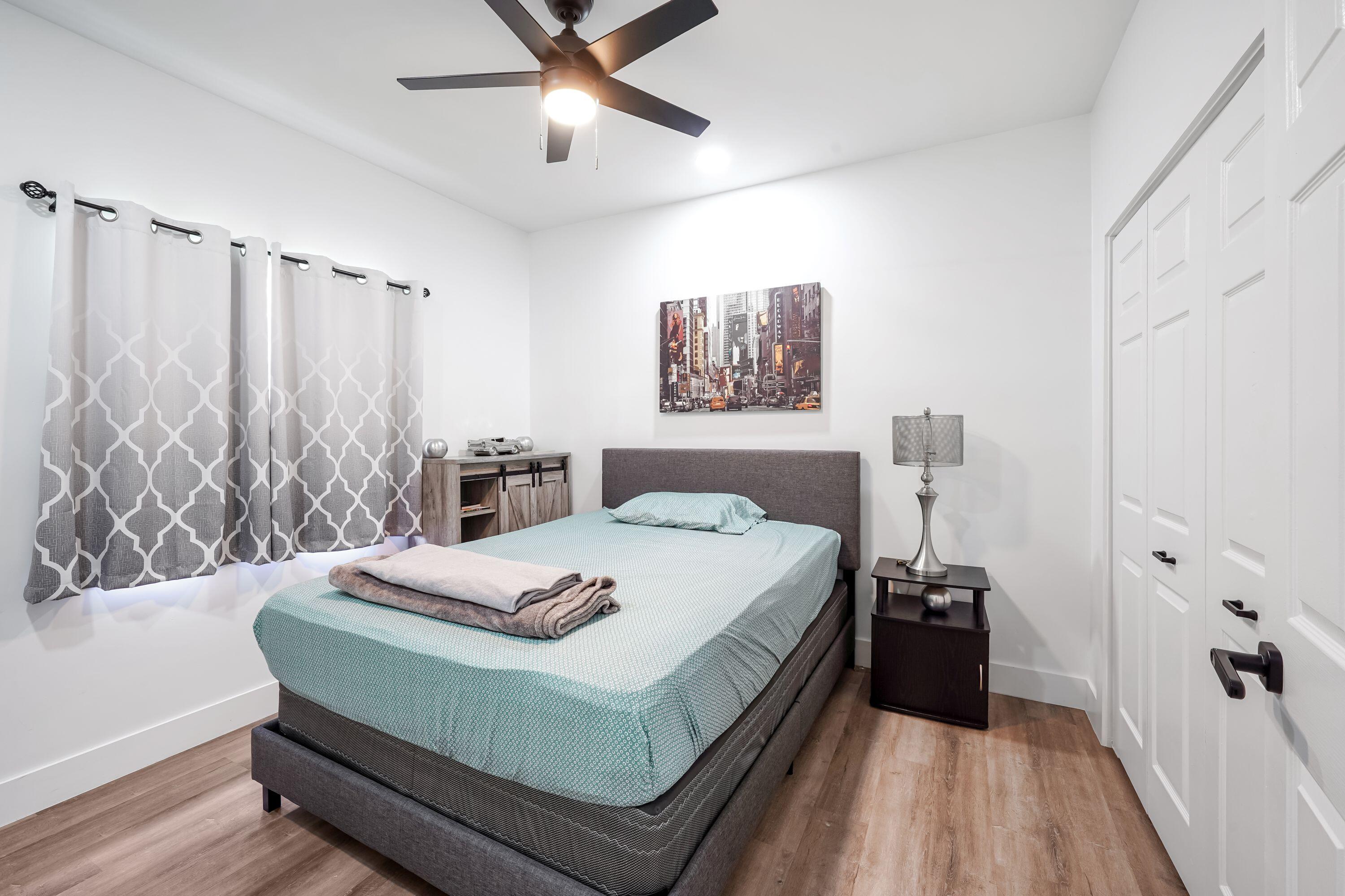 12499 Classic, Coral Springs FL 33071
