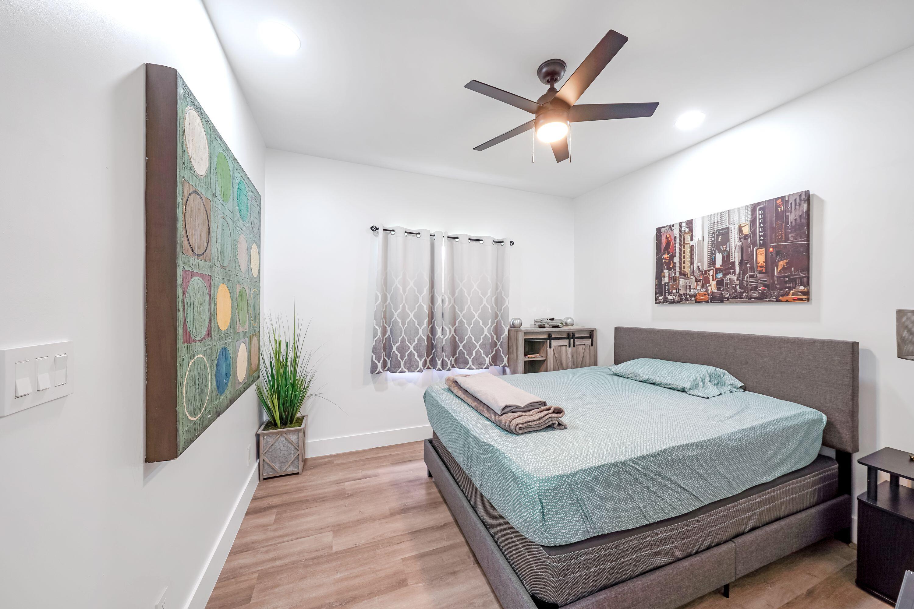 12499 Classic, Coral Springs FL 33071