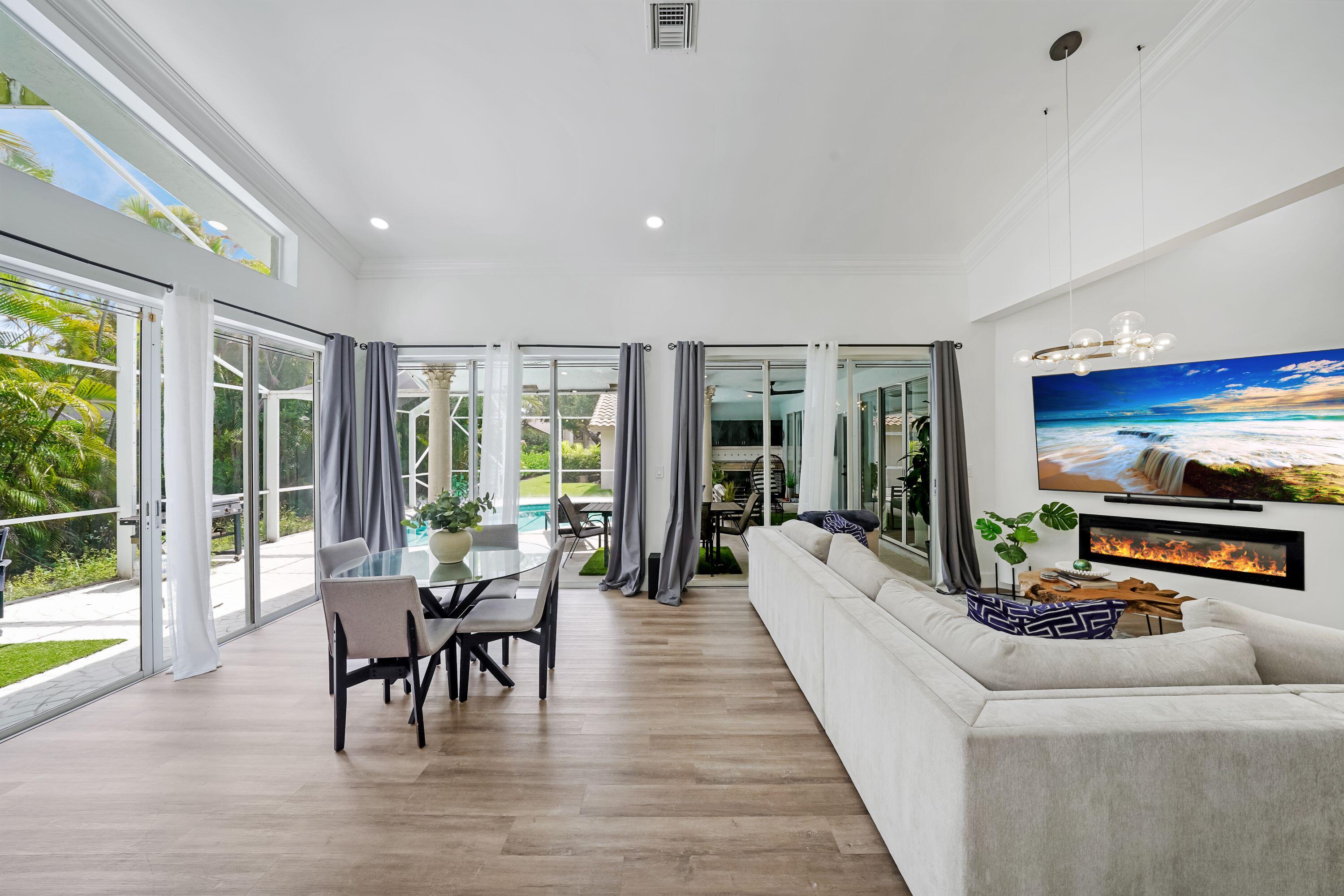 12499 Classic, Coral Springs FL 33071