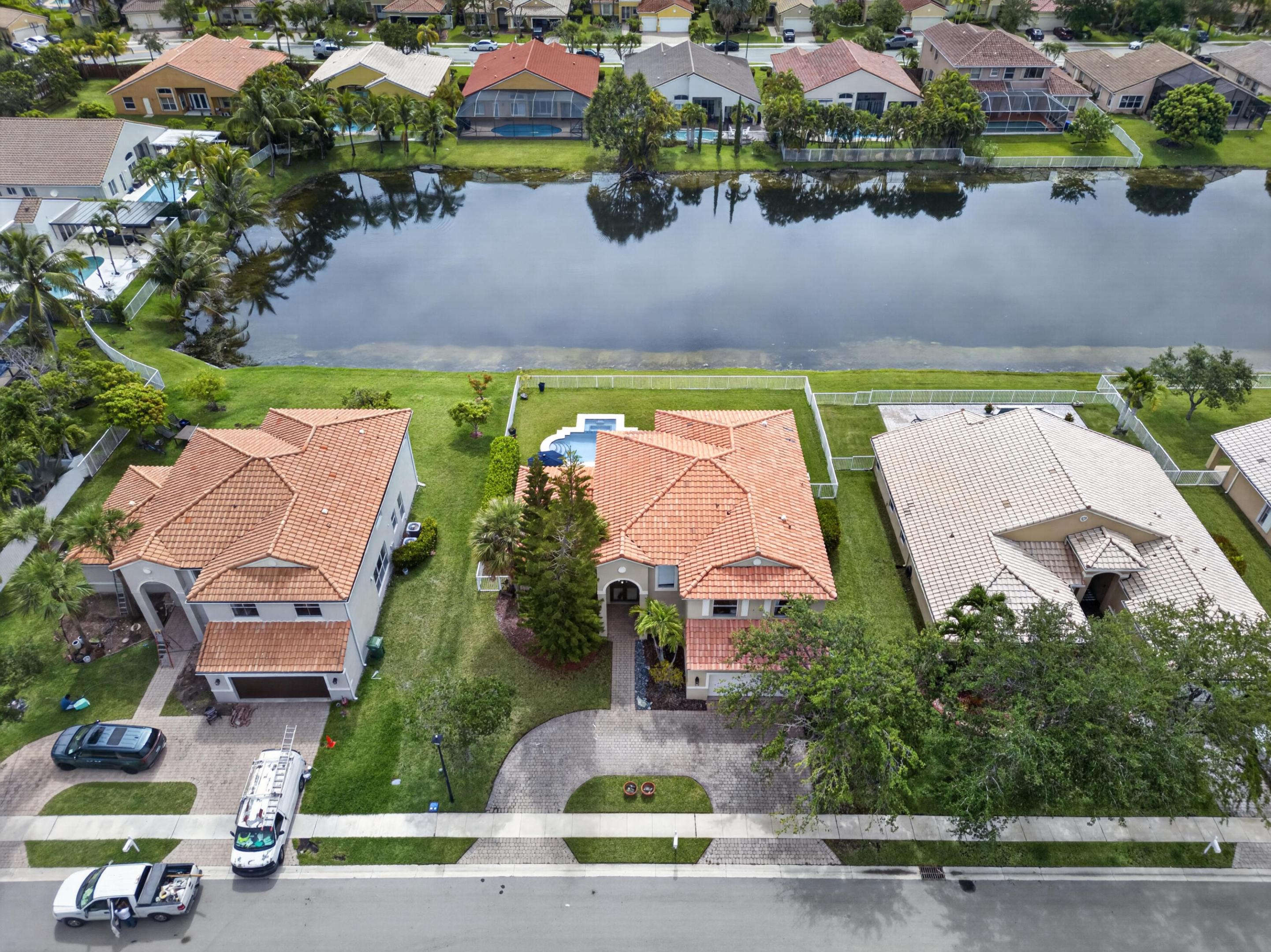 791 SW 191st, Pembroke Pines FL 33029