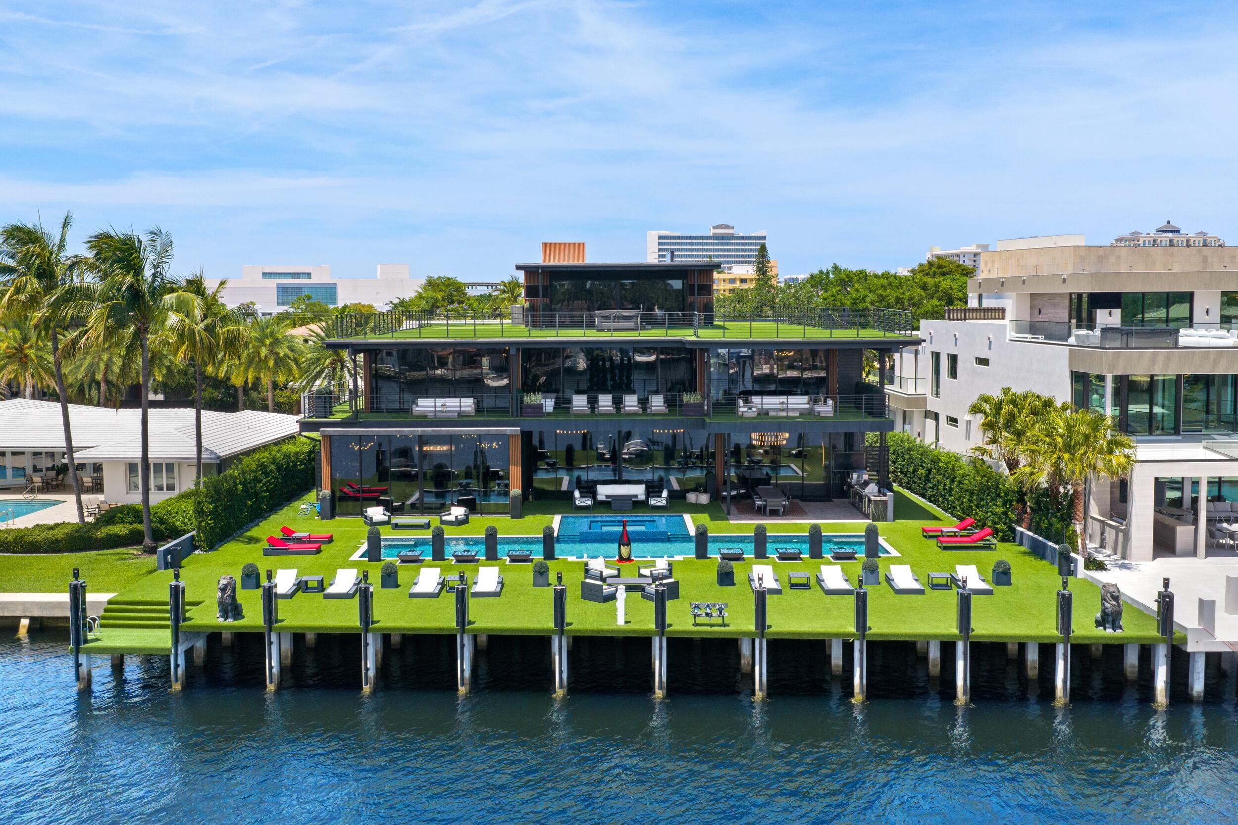 733 Middle River, Fort Lauderdale FL 33304