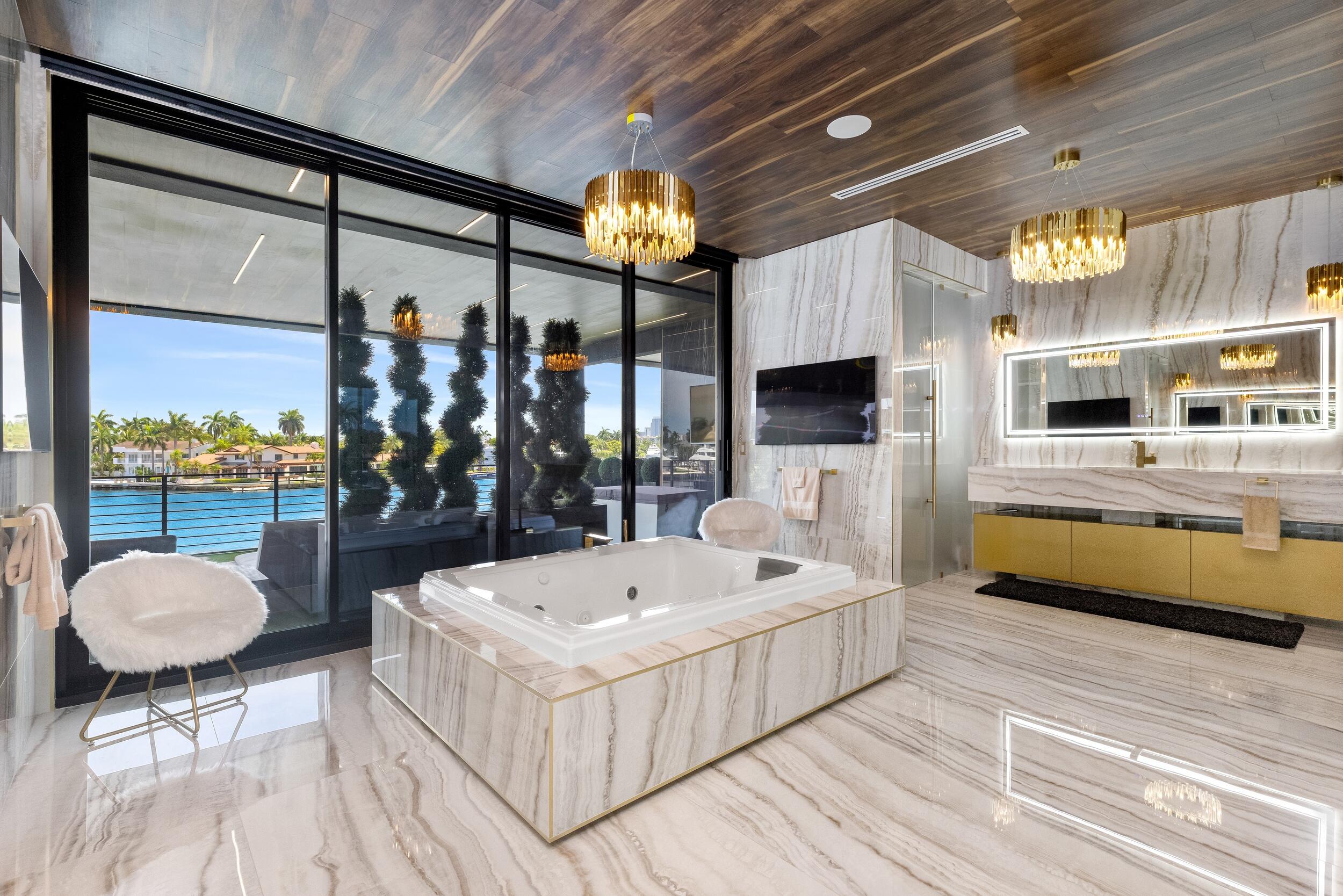 733 Middle River, Fort Lauderdale FL 33304