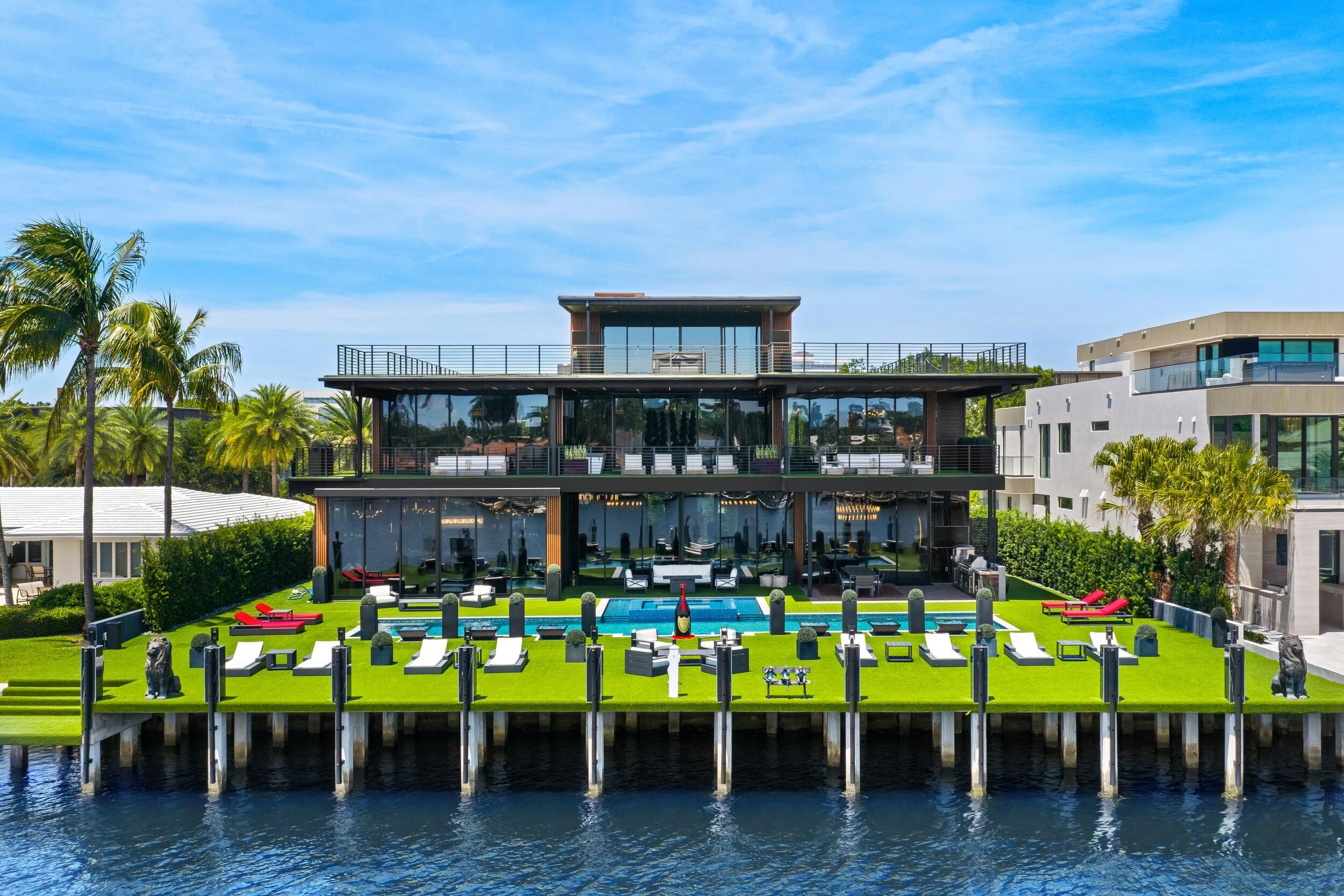 733 Middle River, Fort Lauderdale FL 33304