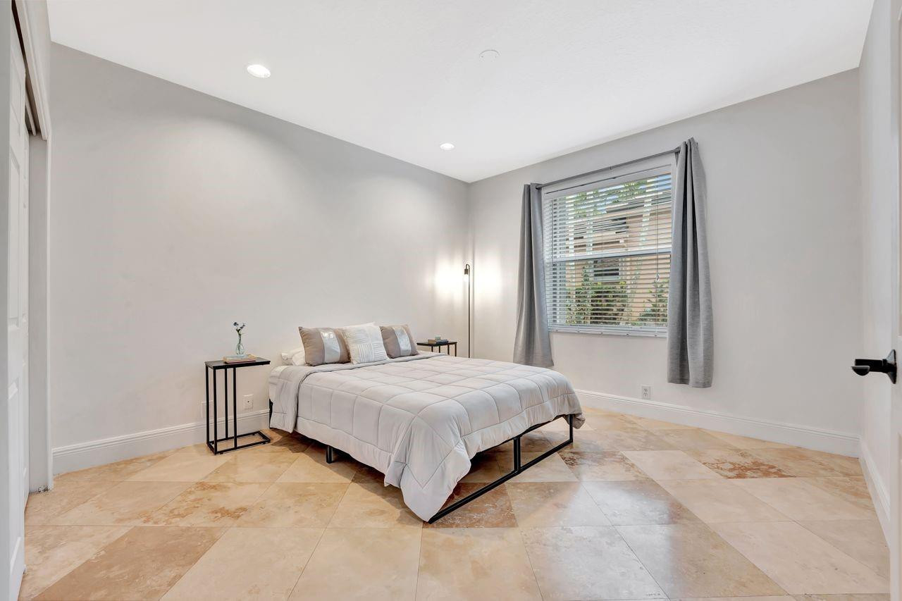 2491 Eagle Run, Weston FL 33327
