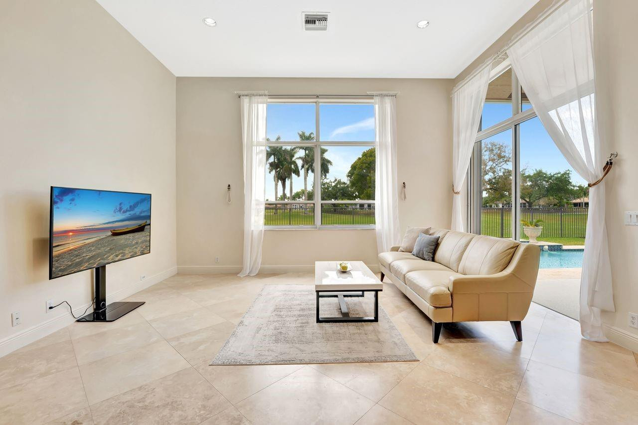 2491 Eagle Run, Weston FL 33327