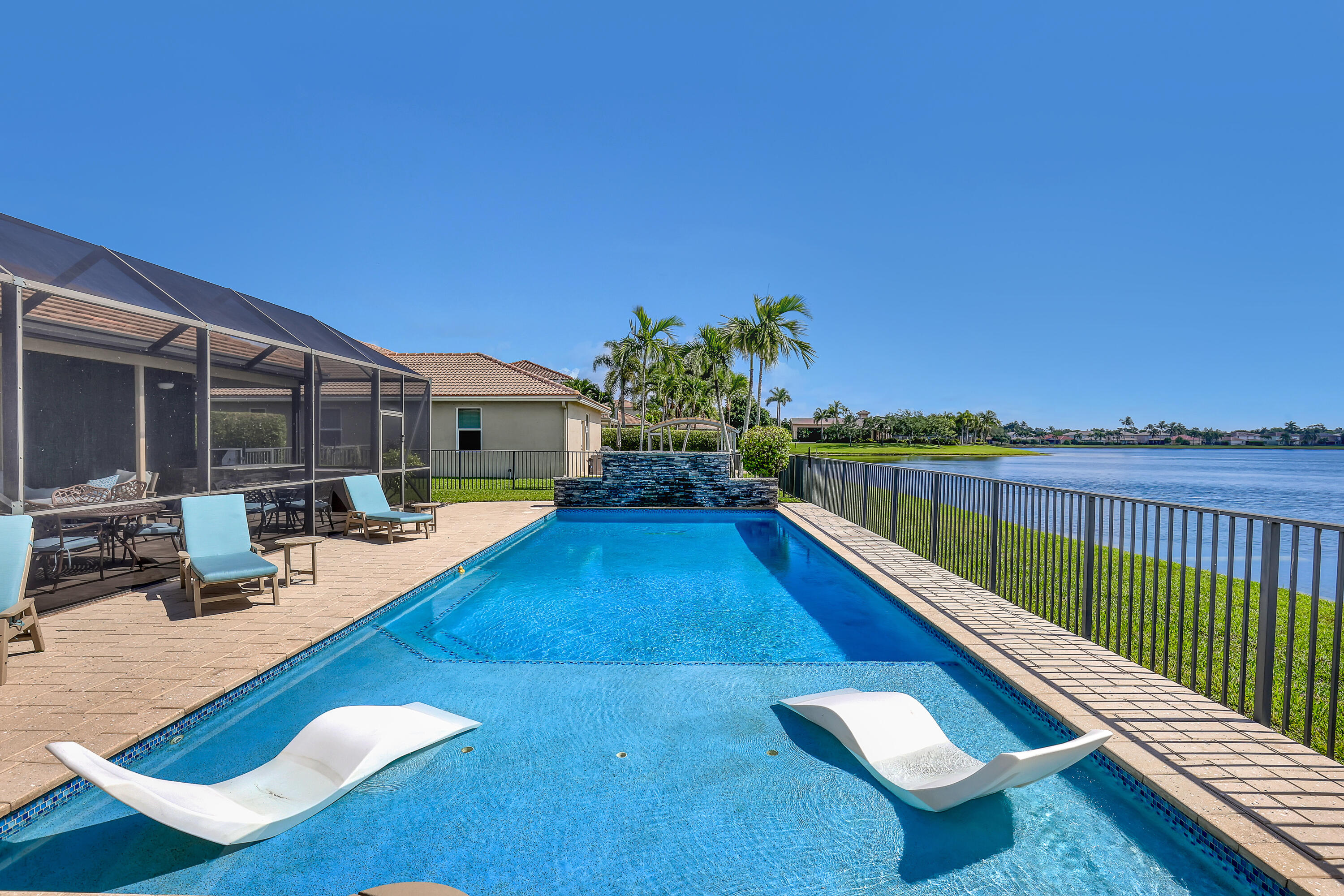 1436 Stonehaven Estates, West Palm Beach FL 33411