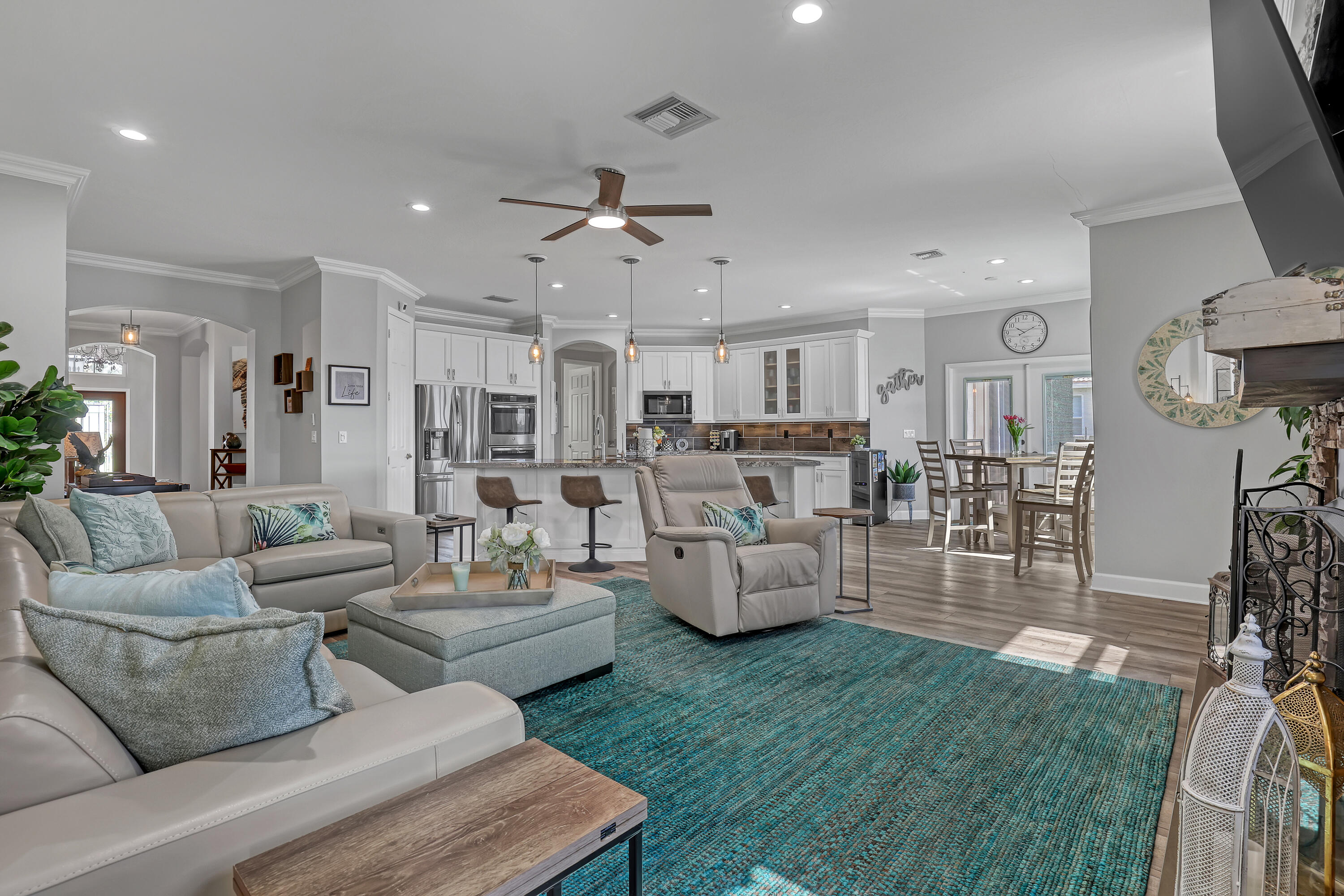 1436 Stonehaven Estates, West Palm Beach FL 33411