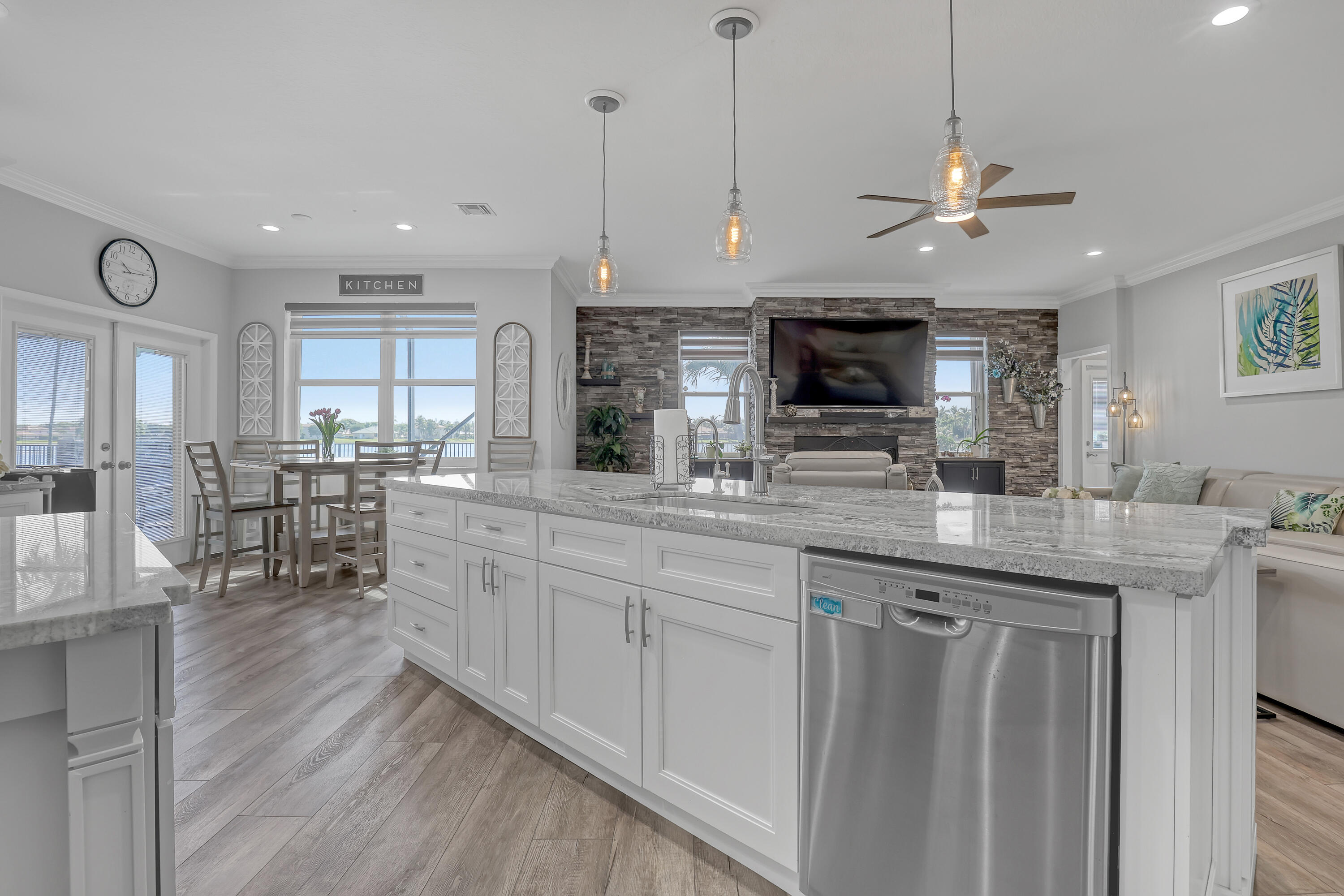 1436 Stonehaven Estates, West Palm Beach FL 33411