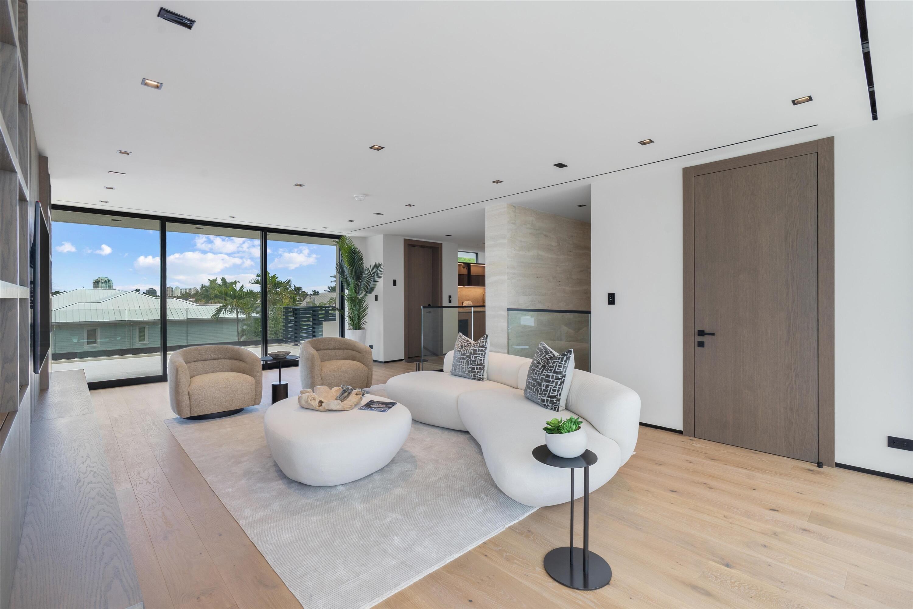 1721 SE 11th, Fort Lauderdale FL 33316