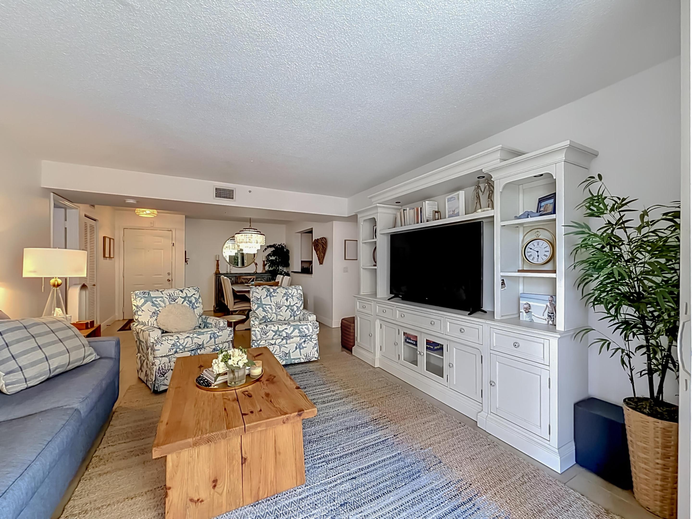 1341 SE 3rd #210, Dania Beach FL 33004