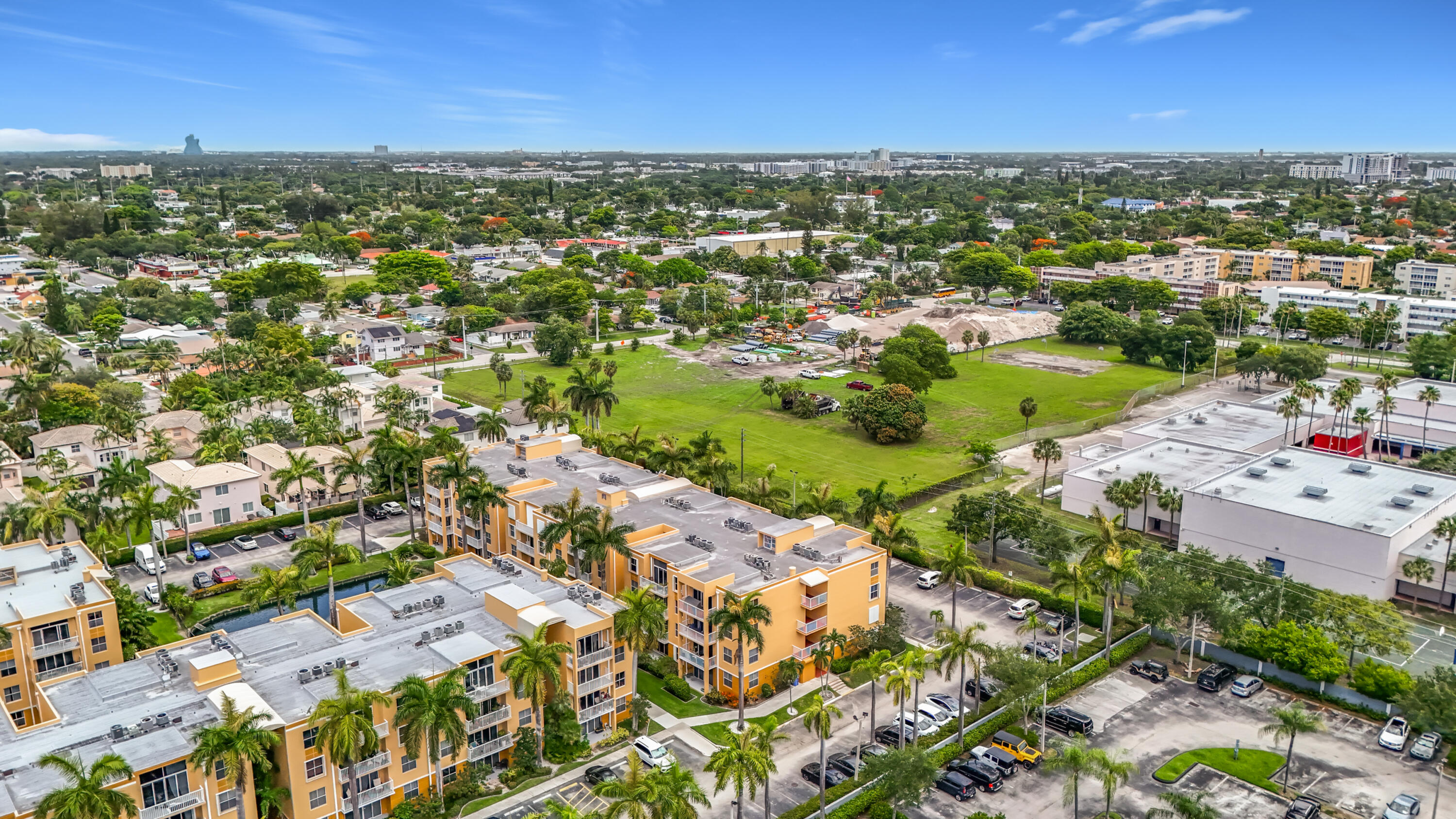 1341 SE 3rd #210, Dania Beach FL 33004