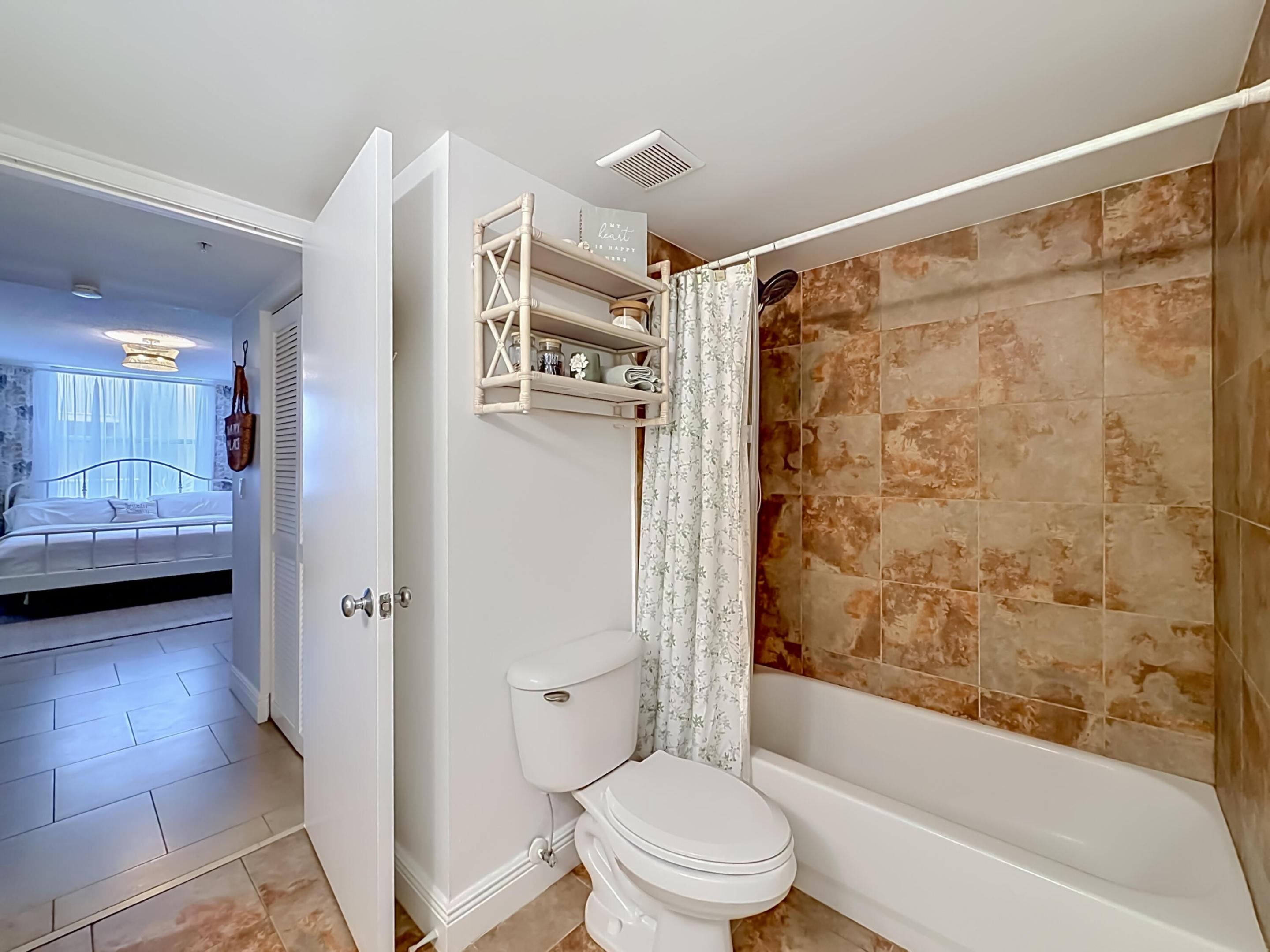 1341 SE 3rd #210, Dania Beach FL 33004