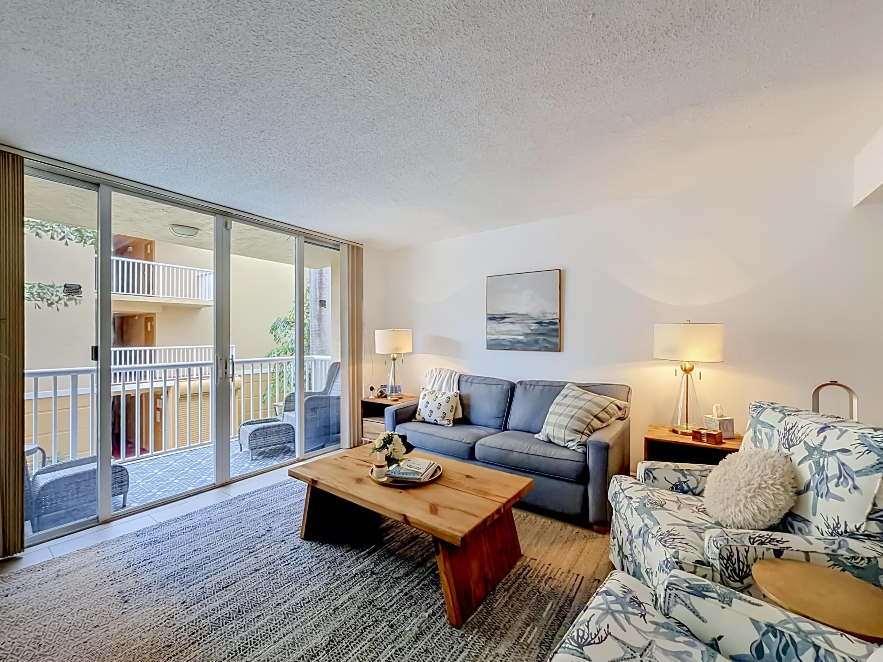 1341 SE 3rd #210, Dania Beach FL 33004