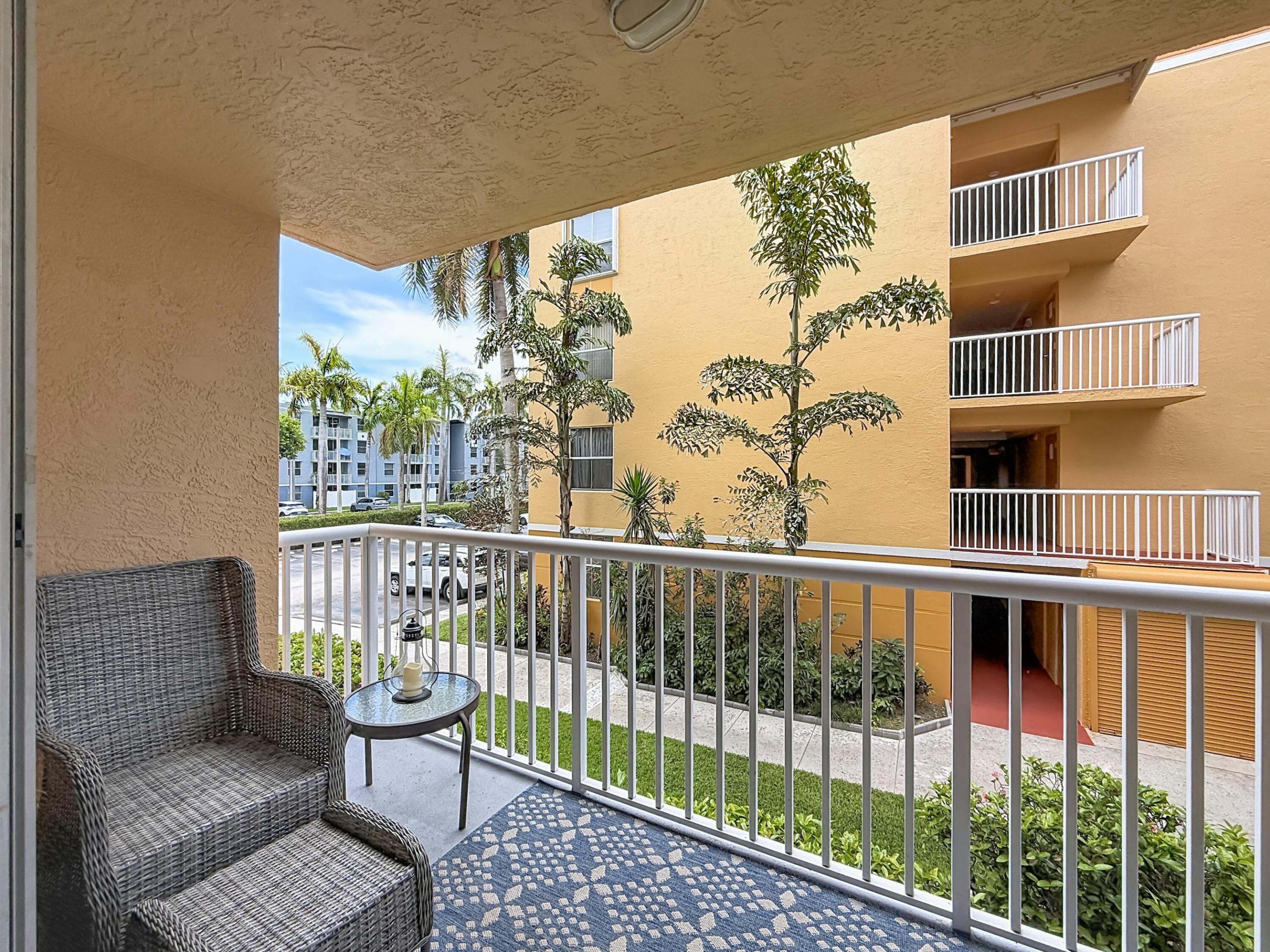 1341 SE 3rd #210, Dania Beach FL 33004